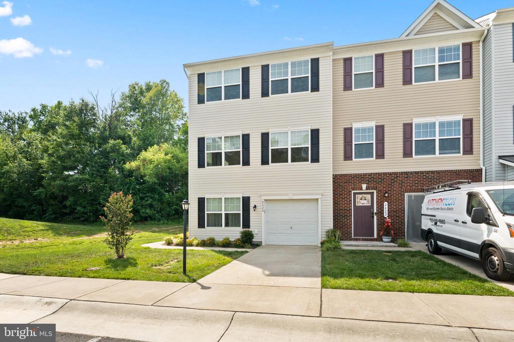 2420 DRAKE LN, FREDERICKSBURG, Virginia 22408, 4 Bedrooms Bedrooms, ,3 BathroomsBathrooms,Residential,2420 DRAKE LN,VASP2043432 MLS # VASP2043432