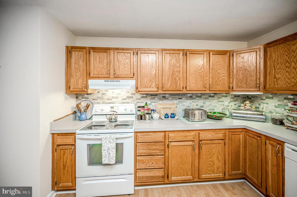 3913 LANCASTER RING RD, FREDERICKSBURG, Virginia 22408, 3 Bedrooms Bedrooms, ,2 BathroomsBathrooms,Residential,3913 LANCASTER RING RD,VASP2043500 MLS # VASP2043500 3913 LANCASTER RING RD, FREDERICKSBURG, Virginia 22408, 3 Bedrooms Bedrooms, ,2 BathroomsBathrooms,Residential,3913 LANCASTER RING RD,VASP2043500 MLS # VASP2043500