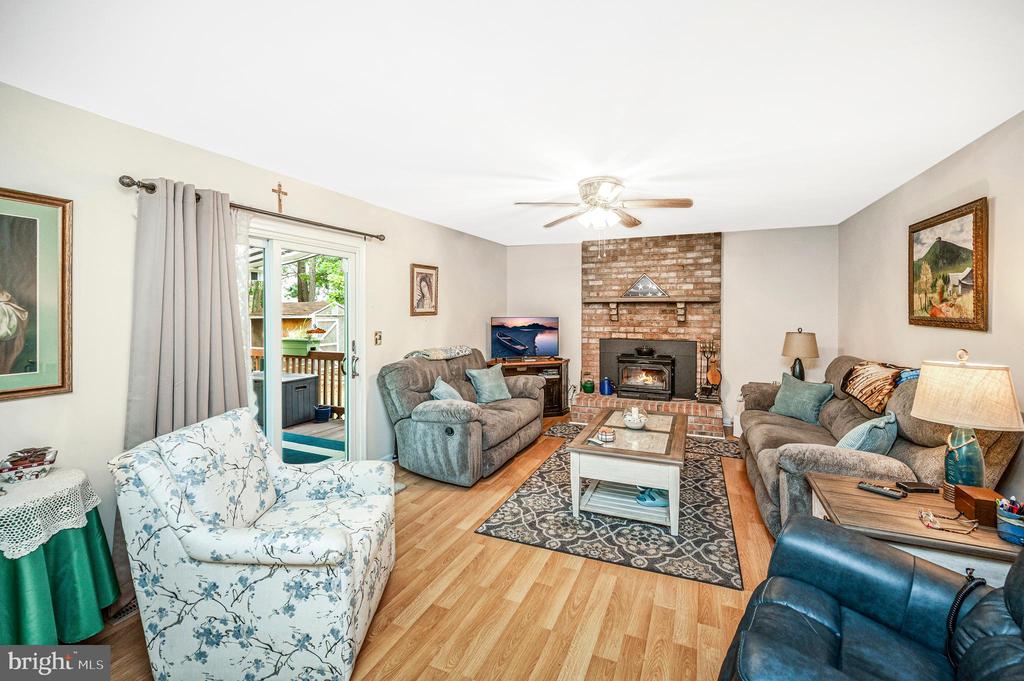 3913 LANCASTER RING RD, FREDERICKSBURG, Virginia 22408, 3 Bedrooms Bedrooms, ,2 BathroomsBathrooms,Residential,3913 LANCASTER RING RD,VASP2043500 MLS # VASP2043500 3913 LANCASTER RING RD, FREDERICKSBURG, Virginia 22408, 3 Bedrooms Bedrooms, ,2 BathroomsBathrooms,Residential,3913 LANCASTER RING RD,VASP2043500 MLS # VASP2043500