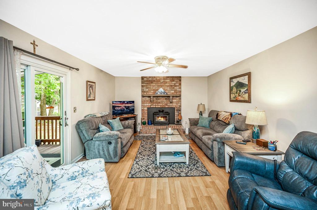 3913 LANCASTER RING RD, FREDERICKSBURG, Virginia 22408, 3 Bedrooms Bedrooms, ,2 BathroomsBathrooms,Residential,3913 LANCASTER RING RD,VASP2043500 MLS # VASP2043500 3913 LANCASTER RING RD, FREDERICKSBURG, Virginia 22408, 3 Bedrooms Bedrooms, ,2 BathroomsBathrooms,Residential,3913 LANCASTER RING RD,VASP2043500 MLS # VASP2043500