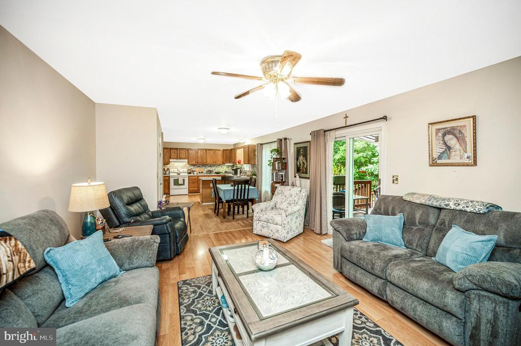 3913 LANCASTER RING RD, FREDERICKSBURG, Virginia 22408, 3 Bedrooms Bedrooms, ,2 BathroomsBathrooms,Residential,3913 LANCASTER RING RD,VASP2043500 MLS # VASP2043500 3913 LANCASTER RING RD, FREDERICKSBURG, Virginia 22408, 3 Bedrooms Bedrooms, ,2 BathroomsBathrooms,Residential,3913 LANCASTER RING RD,VASP2043500 MLS # VASP2043500