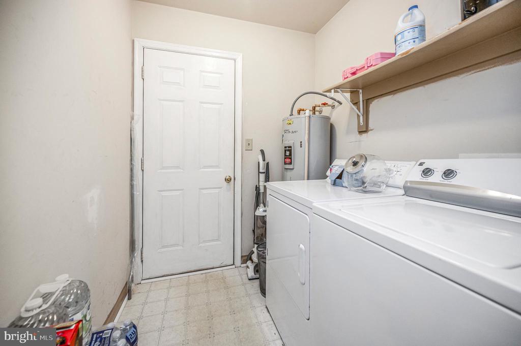 3913 LANCASTER RING RD, FREDERICKSBURG, Virginia 22408, 3 Bedrooms Bedrooms, ,2 BathroomsBathrooms,Residential,3913 LANCASTER RING RD,VASP2043500 MLS # VASP2043500 3913 LANCASTER RING RD, FREDERICKSBURG, Virginia 22408, 3 Bedrooms Bedrooms, ,2 BathroomsBathrooms,Residential,3913 LANCASTER RING RD,VASP2043500 MLS # VASP2043500