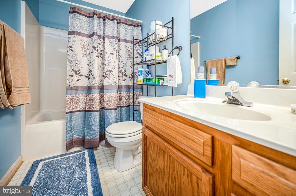 3913 LANCASTER RING RD, FREDERICKSBURG, Virginia 22408, 3 Bedrooms Bedrooms, ,2 BathroomsBathrooms,Residential,3913 LANCASTER RING RD,VASP2043500 MLS # VASP2043500 3913 LANCASTER RING RD, FREDERICKSBURG, Virginia 22408, 3 Bedrooms Bedrooms, ,2 BathroomsBathrooms,Residential,3913 LANCASTER RING RD,VASP2043500 MLS # VASP2043500