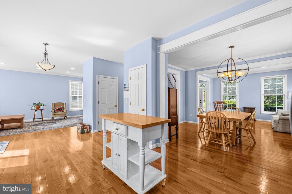440 KEARNS DR, CULPEPER, Virginia 22701, 4 Bedrooms Bedrooms, ,2 BathroomsBathrooms,Residential,440 KEARNS DR,VACU2014076 MLS # VACU2014076