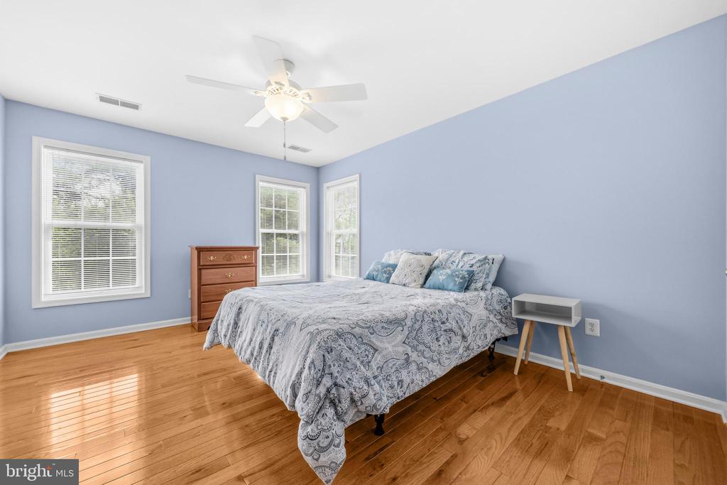 440 KEARNS DR, CULPEPER, Virginia 22701, 4 Bedrooms Bedrooms, ,2 BathroomsBathrooms,Residential,440 KEARNS DR,VACU2014076 MLS # VACU2014076