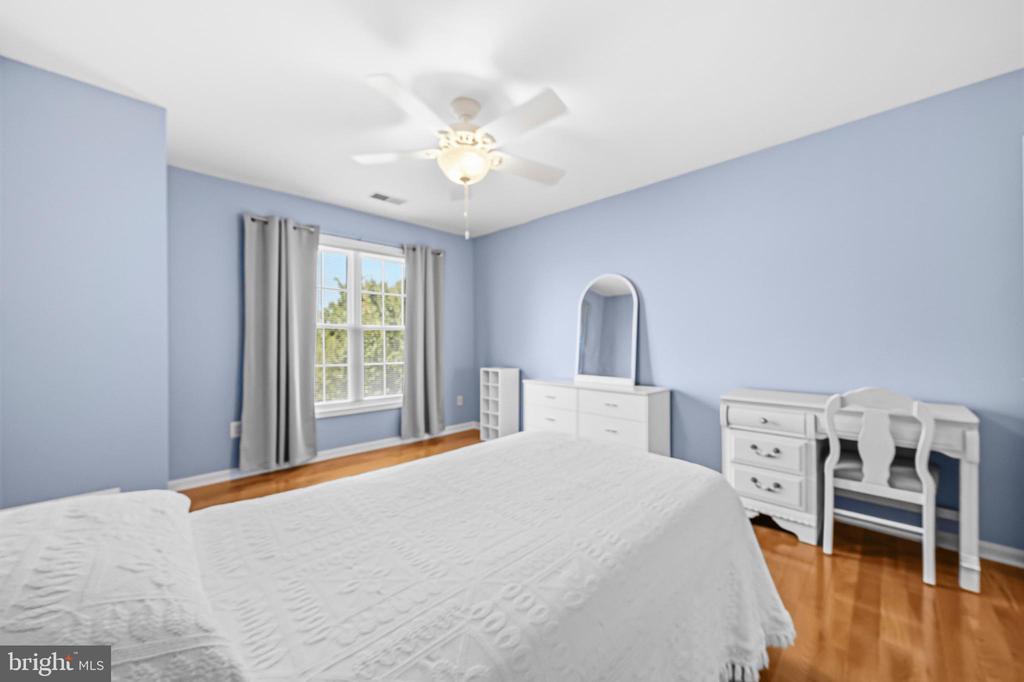 440 KEARNS DR, CULPEPER, Virginia 22701, 4 Bedrooms Bedrooms, ,2 BathroomsBathrooms,Residential,440 KEARNS DR,VACU2014076 MLS # VACU2014076