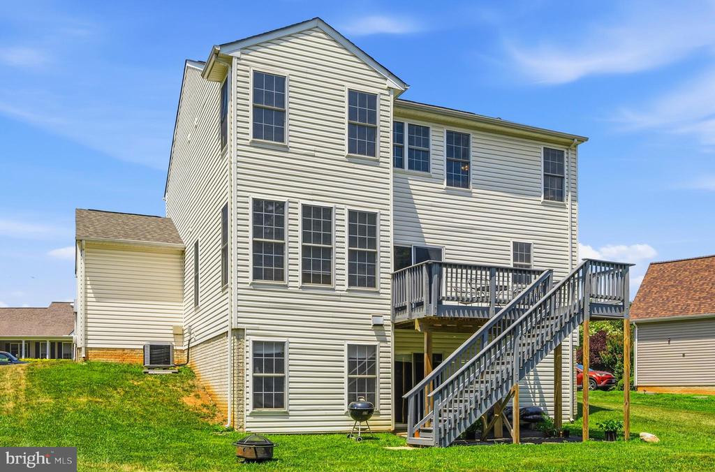 440 KEARNS DR, CULPEPER, Virginia 22701, 4 Bedrooms Bedrooms, ,2 BathroomsBathrooms,Residential,440 KEARNS DR,VACU2014076 MLS # VACU2014076