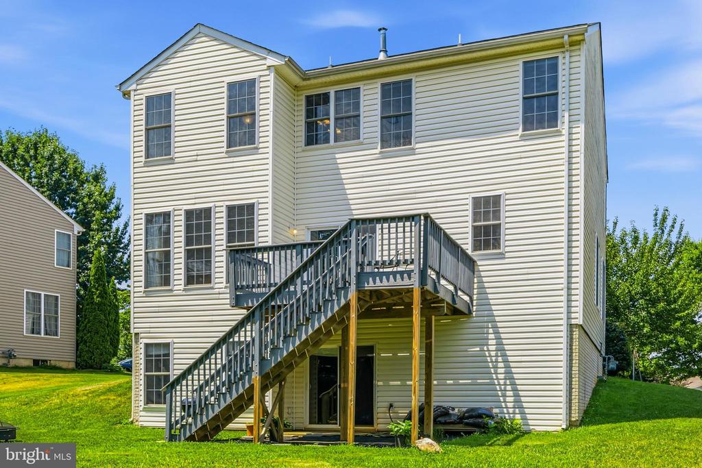440 KEARNS DR, CULPEPER, Virginia 22701, 4 Bedrooms Bedrooms, ,2 BathroomsBathrooms,Residential,440 KEARNS DR,VACU2014076 MLS # VACU2014076