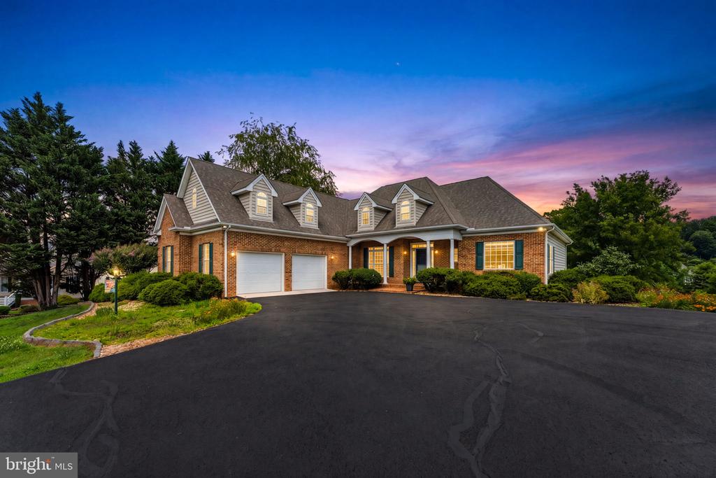 19067 BRANDY FIZZ CT, CULPEPER, Virginia 22701, 4 Bedrooms Bedrooms, ,4 BathroomsBathrooms,Residential,19067 BRANDY FIZZ CT,VACU2014296 MLS # VACU2014296