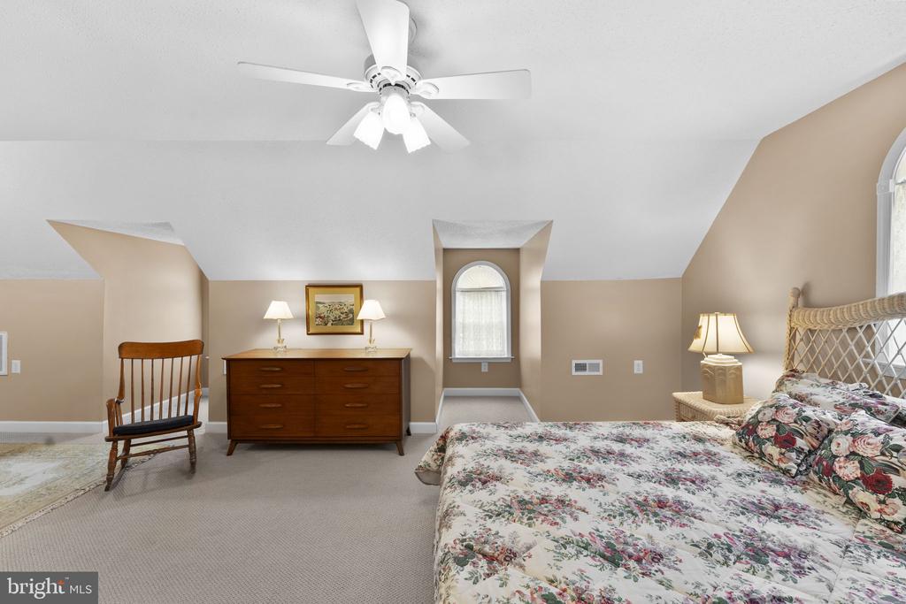 19067 BRANDY FIZZ CT, CULPEPER, Virginia 22701, 4 Bedrooms Bedrooms, ,4 BathroomsBathrooms,Residential,19067 BRANDY FIZZ CT,VACU2014296 MLS # VACU2014296