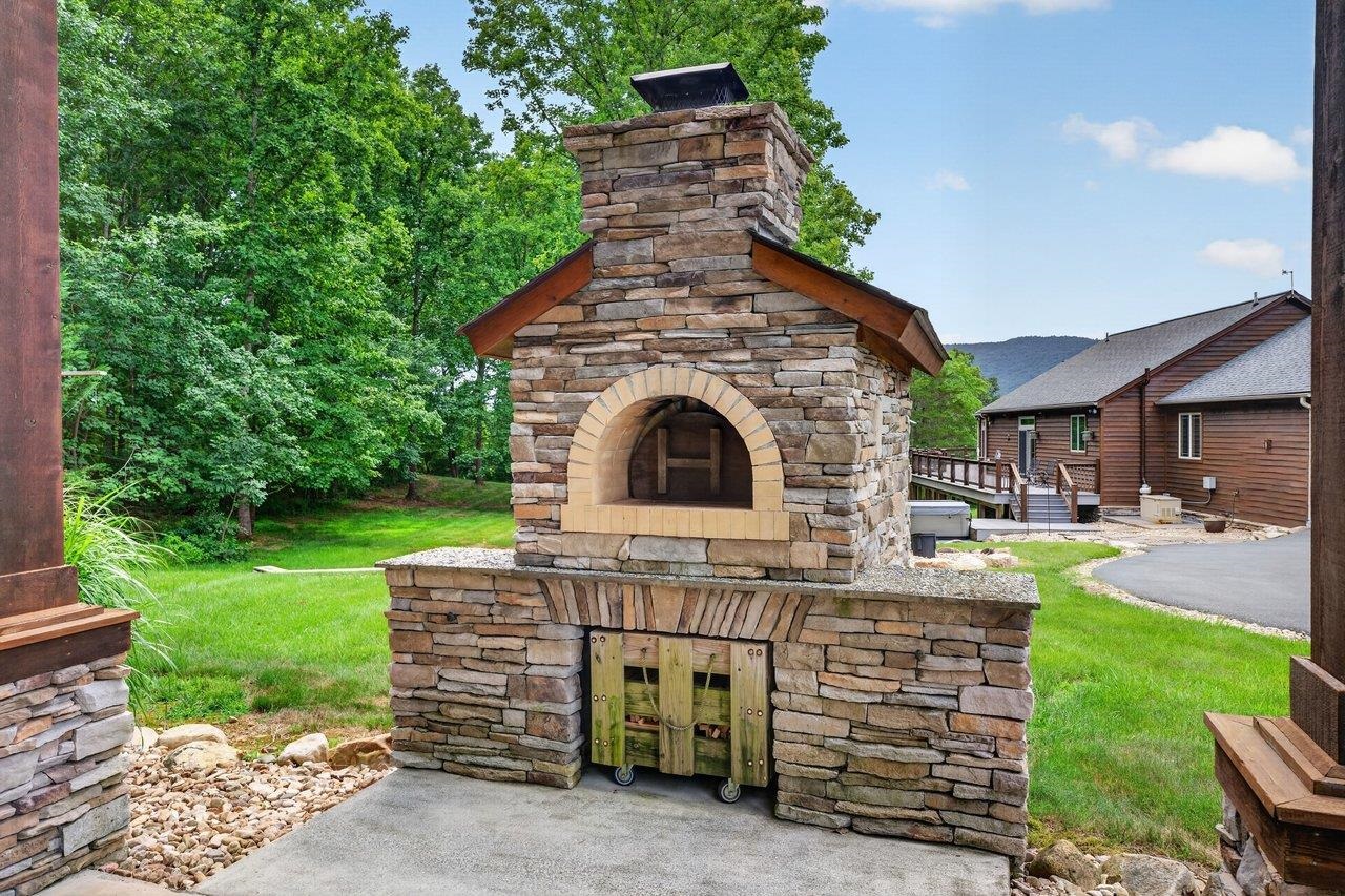 1380 BLOOMER SPRINGS RD, MCGAHEYSVILLE, Virginia 22840, 5 Bedrooms Bedrooms, ,4 BathroomsBathrooms,Residential,Bloomer Springs Retreat,1380 BLOOMER SPRINGS RD,679078 MLS # 679078 1380 BLOOMER SPRINGS RD, MCGAHEYSVILLE, Virginia 22840, 5 Bedrooms Bedrooms, ,4 BathroomsBathrooms,Residential,Bloomer Springs Retreat,1380 BLOOMER SPRINGS RD,679078 MLS # 679078