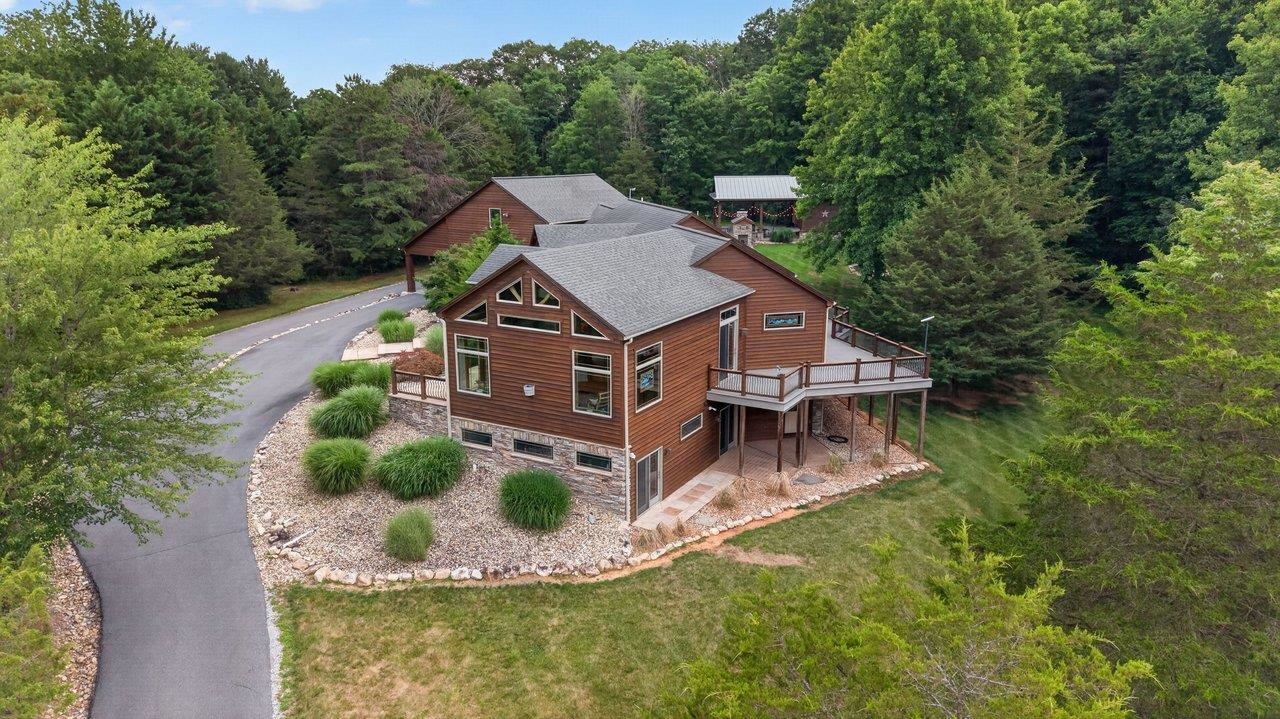 1380 BLOOMER SPRINGS RD, MCGAHEYSVILLE, Virginia 22840, 5 Bedrooms Bedrooms, ,4 BathroomsBathrooms,Residential,Bloomer Springs Retreat,1380 BLOOMER SPRINGS RD,679078 MLS # 679078 1380 BLOOMER SPRINGS RD, MCGAHEYSVILLE, Virginia 22840, 5 Bedrooms Bedrooms, ,4 BathroomsBathrooms,Residential,Bloomer Springs Retreat,1380 BLOOMER SPRINGS RD,679078 MLS # 679078