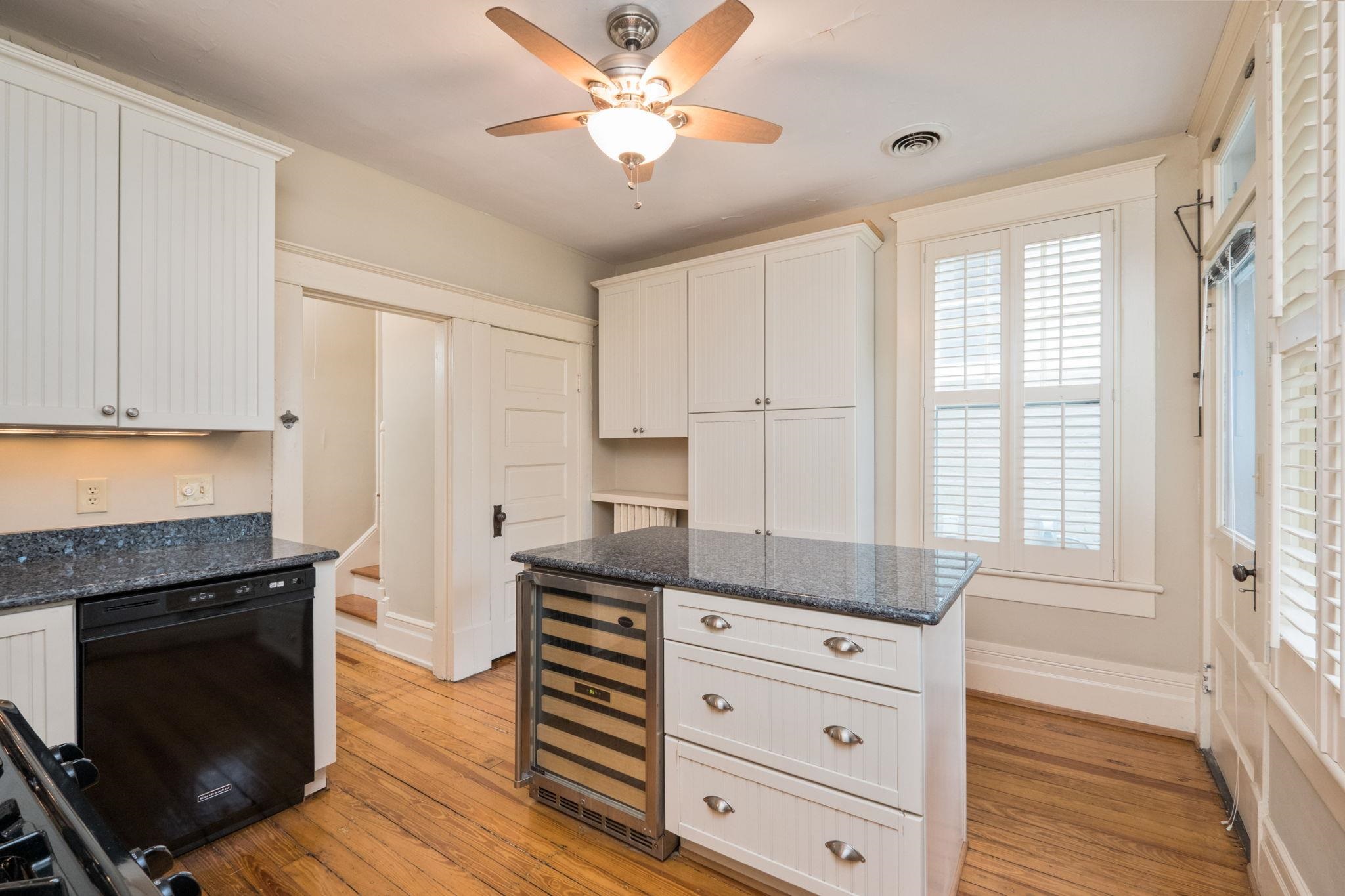 308 VINE ST, STAUNTON, Virginia 24401, 3 Bedrooms Bedrooms, ,1 BathroomBathrooms,Residential,308 VINE ST,679155 MLS # 679155 308 VINE ST, STAUNTON, Virginia 24401, 3 Bedrooms Bedrooms, ,1 BathroomBathrooms,Residential,308 VINE ST,679155 MLS # 679155
