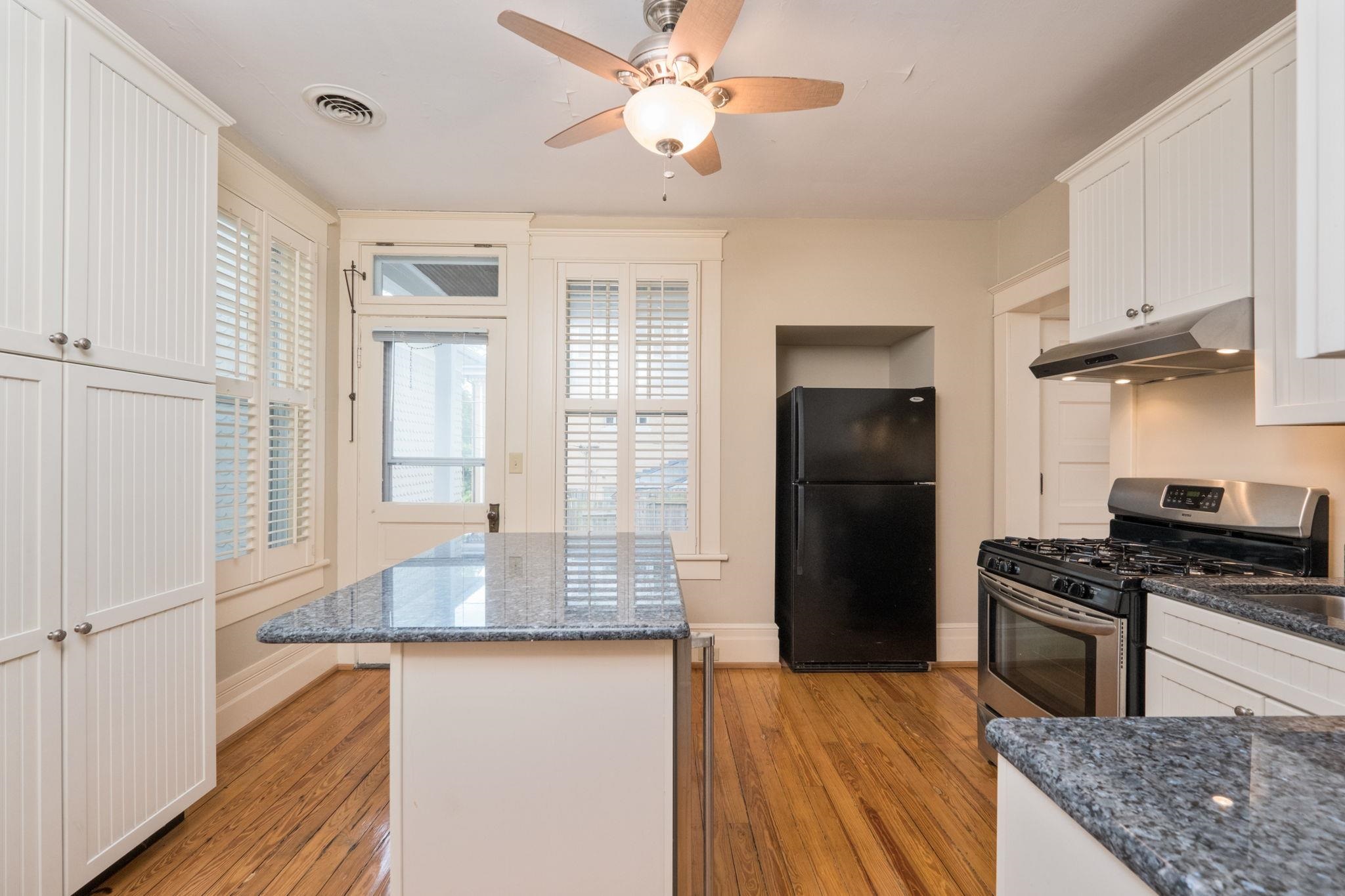 308 VINE ST, STAUNTON, Virginia 24401, 3 Bedrooms Bedrooms, ,1 BathroomBathrooms,Residential,308 VINE ST,679155 MLS # 679155 308 VINE ST, STAUNTON, Virginia 24401, 3 Bedrooms Bedrooms, ,1 BathroomBathrooms,Residential,308 VINE ST,679155 MLS # 679155