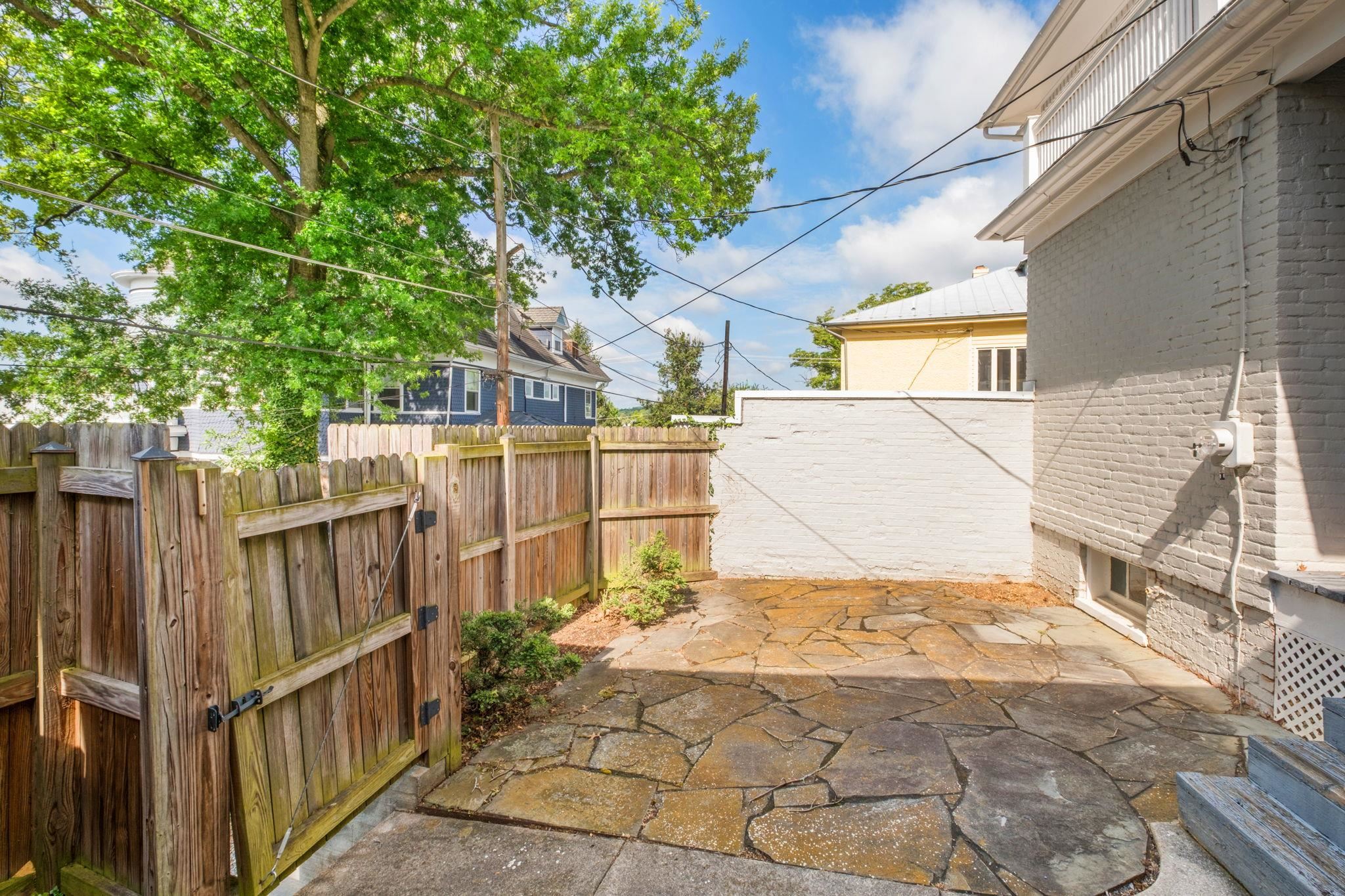 308 VINE ST, STAUNTON, Virginia 24401, 3 Bedrooms Bedrooms, ,1 BathroomBathrooms,Residential,308 VINE ST,679155 MLS # 679155 308 VINE ST, STAUNTON, Virginia 24401, 3 Bedrooms Bedrooms, ,1 BathroomBathrooms,Residential,308 VINE ST,679155 MLS # 679155