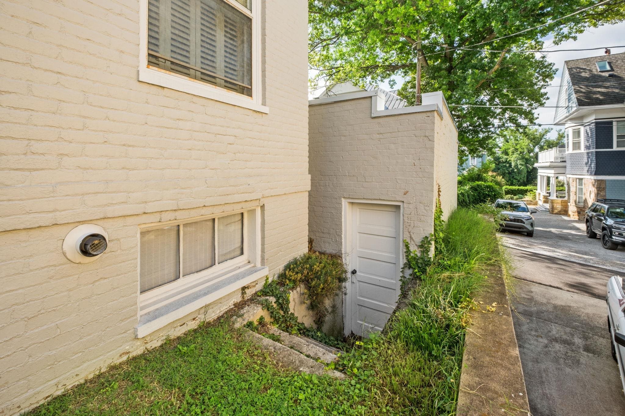 308 VINE ST, STAUNTON, Virginia 24401, 3 Bedrooms Bedrooms, ,1 BathroomBathrooms,Residential,308 VINE ST,679155 MLS # 679155 308 VINE ST, STAUNTON, Virginia 24401, 3 Bedrooms Bedrooms, ,1 BathroomBathrooms,Residential,308 VINE ST,679155 MLS # 679155