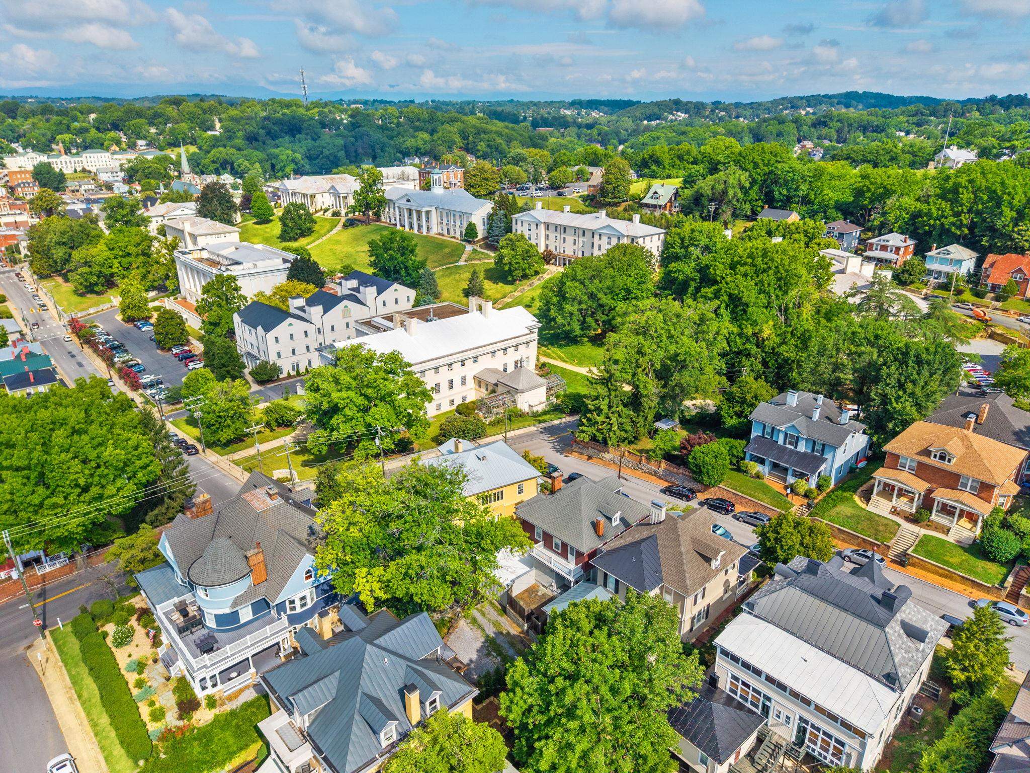 308 VINE ST, STAUNTON, Virginia 24401, 3 Bedrooms Bedrooms, ,1 BathroomBathrooms,Residential,308 VINE ST,679155 MLS # 679155 308 VINE ST, STAUNTON, Virginia 24401, 3 Bedrooms Bedrooms, ,1 BathroomBathrooms,Residential,308 VINE ST,679155 MLS # 679155