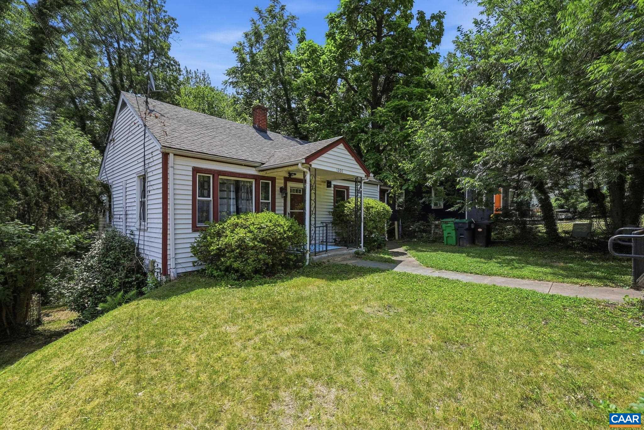 1208 CHERRY AVE, CHARLOTTESVILLE, Virginia 22903, 2 Bedrooms Bedrooms, ,2 BathroomsBathrooms,Residential,1208 CHERRY AVE,679165 MLS # 679165 1208 CHERRY AVE, CHARLOTTESVILLE, Virginia 22903, 2 Bedrooms Bedrooms, ,2 BathroomsBathrooms,Residential,1208 CHERRY AVE,679165 MLS # 679165