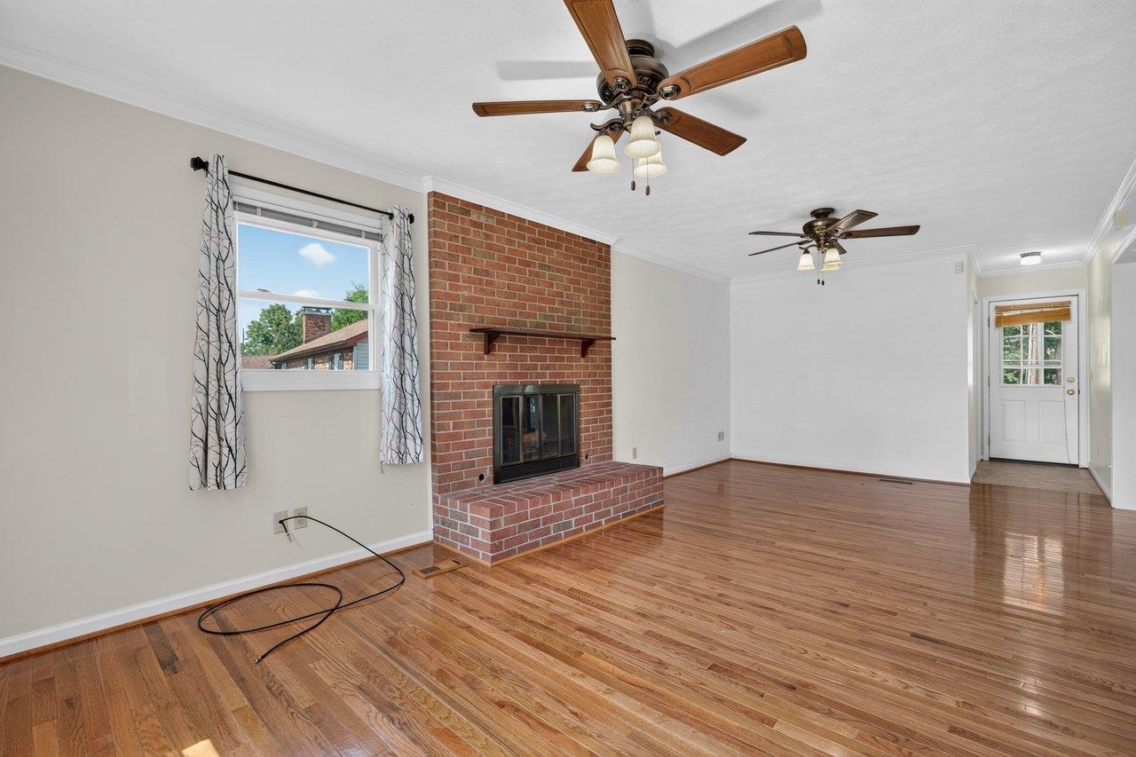 1126 WOODLEIGH CT, HARRISONBURG, Virginia 22802, 3 Bedrooms Bedrooms, ,3 BathroomsBathrooms,Residential,1126 WOODLEIGH CT,679197 MLS # 679197 1126 WOODLEIGH CT, HARRISONBURG, Virginia 22802, 3 Bedrooms Bedrooms, ,3 BathroomsBathrooms,Residential,1126 WOODLEIGH CT,679197 MLS # 679197