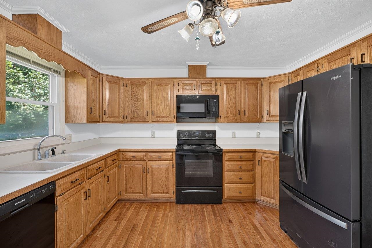 1126 WOODLEIGH CT, HARRISONBURG, Virginia 22802, 3 Bedrooms Bedrooms, ,3 BathroomsBathrooms,Residential,1126 WOODLEIGH CT,679197 MLS # 679197 1126 WOODLEIGH CT, HARRISONBURG, Virginia 22802, 3 Bedrooms Bedrooms, ,3 BathroomsBathrooms,Residential,1126 WOODLEIGH CT,679197 MLS # 679197