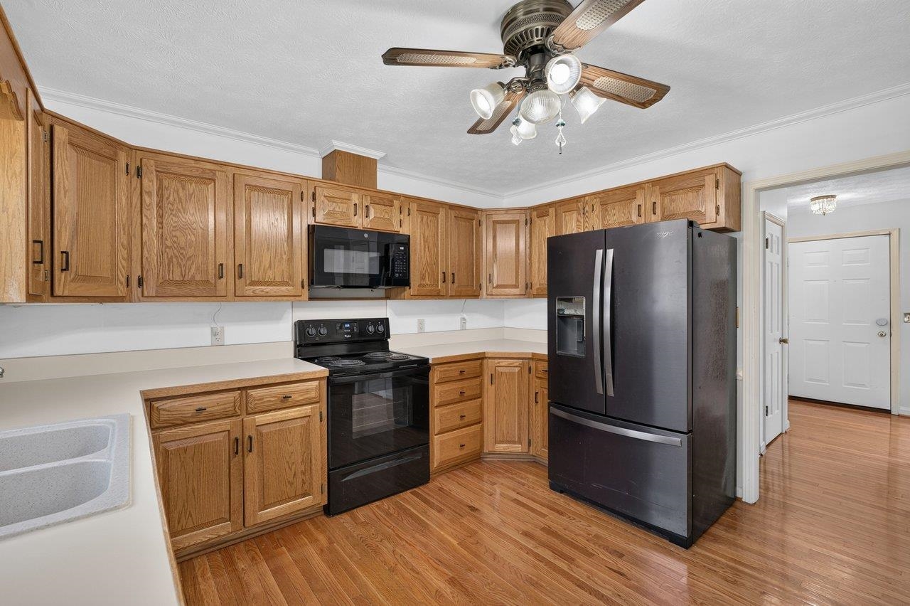 1126 WOODLEIGH CT, HARRISONBURG, Virginia 22802, 3 Bedrooms Bedrooms, ,3 BathroomsBathrooms,Residential,1126 WOODLEIGH CT,679197 MLS # 679197 1126 WOODLEIGH CT, HARRISONBURG, Virginia 22802, 3 Bedrooms Bedrooms, ,3 BathroomsBathrooms,Residential,1126 WOODLEIGH CT,679197 MLS # 679197
