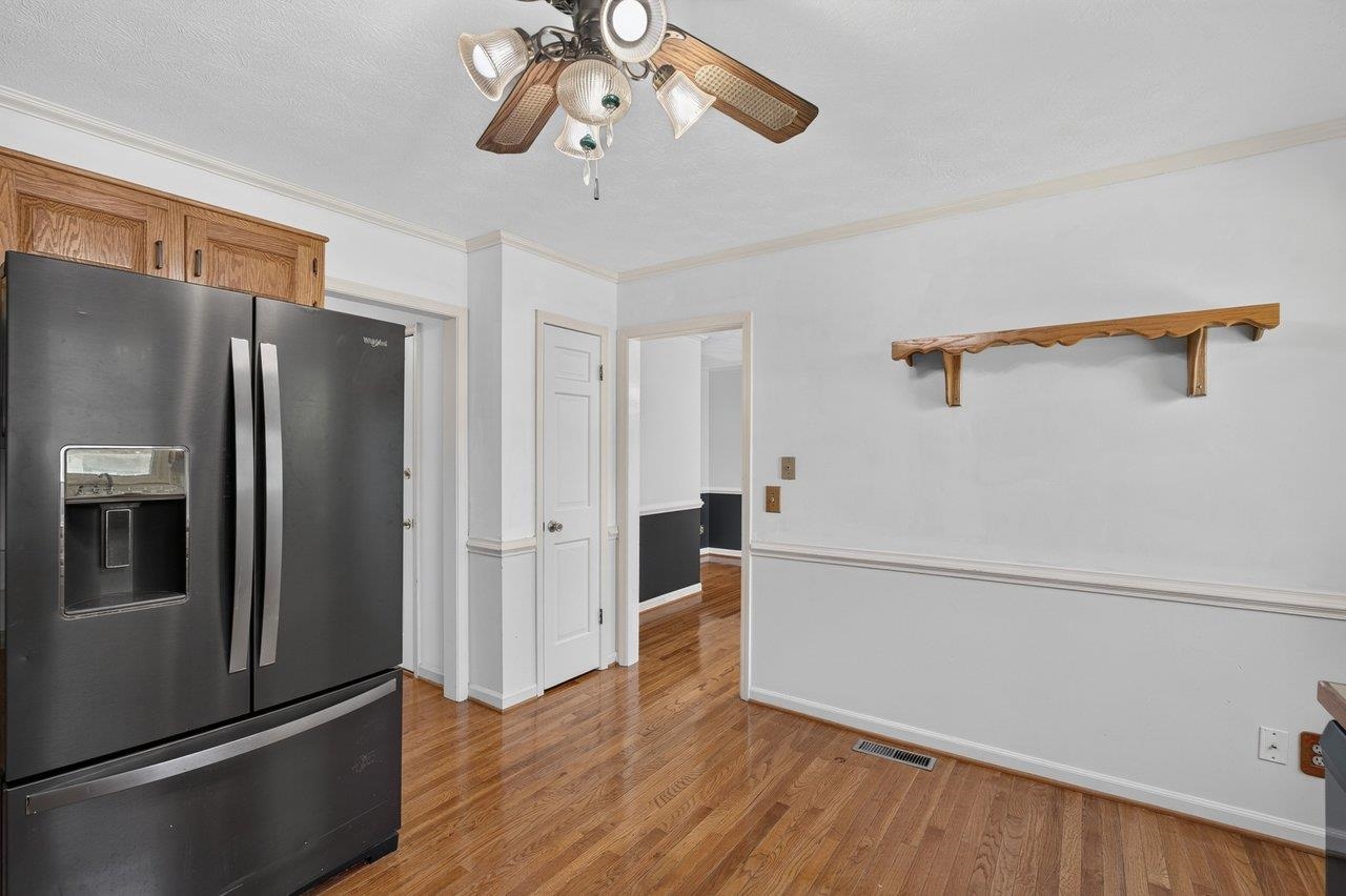 1126 WOODLEIGH CT, HARRISONBURG, Virginia 22802, 3 Bedrooms Bedrooms, ,3 BathroomsBathrooms,Residential,1126 WOODLEIGH CT,679197 MLS # 679197 1126 WOODLEIGH CT, HARRISONBURG, Virginia 22802, 3 Bedrooms Bedrooms, ,3 BathroomsBathrooms,Residential,1126 WOODLEIGH CT,679197 MLS # 679197