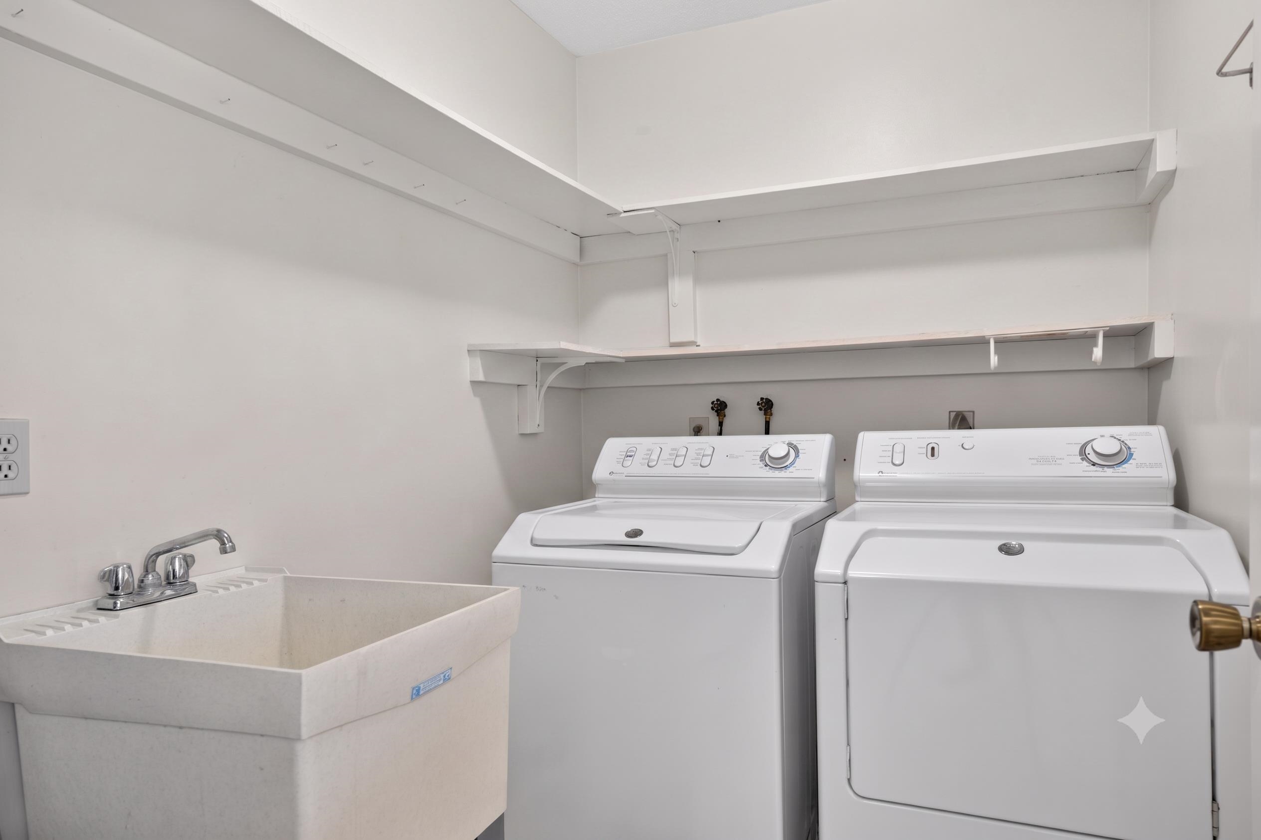 1126 WOODLEIGH CT, HARRISONBURG, Virginia 22802, 3 Bedrooms Bedrooms, ,3 BathroomsBathrooms,Residential,1126 WOODLEIGH CT,679197 MLS # 679197 1126 WOODLEIGH CT, HARRISONBURG, Virginia 22802, 3 Bedrooms Bedrooms, ,3 BathroomsBathrooms,Residential,1126 WOODLEIGH CT,679197 MLS # 679197