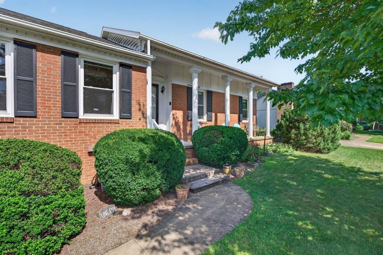 1126 WOODLEIGH CT, HARRISONBURG, Virginia 22802, 3 Bedrooms Bedrooms, ,3 BathroomsBathrooms,Residential,1126 WOODLEIGH CT,679197 MLS # 679197 1126 WOODLEIGH CT, HARRISONBURG, Virginia 22802, 3 Bedrooms Bedrooms, ,3 BathroomsBathrooms,Residential,1126 WOODLEIGH CT,679197 MLS # 679197