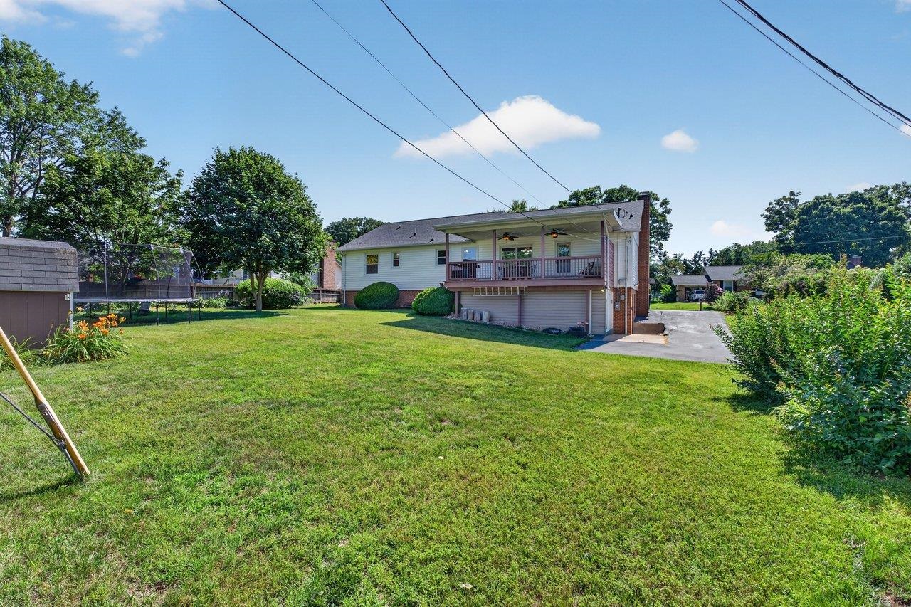 1126 WOODLEIGH CT, HARRISONBURG, Virginia 22802, 3 Bedrooms Bedrooms, ,3 BathroomsBathrooms,Residential,1126 WOODLEIGH CT,679197 MLS # 679197 1126 WOODLEIGH CT, HARRISONBURG, Virginia 22802, 3 Bedrooms Bedrooms, ,3 BathroomsBathrooms,Residential,1126 WOODLEIGH CT,679197 MLS # 679197