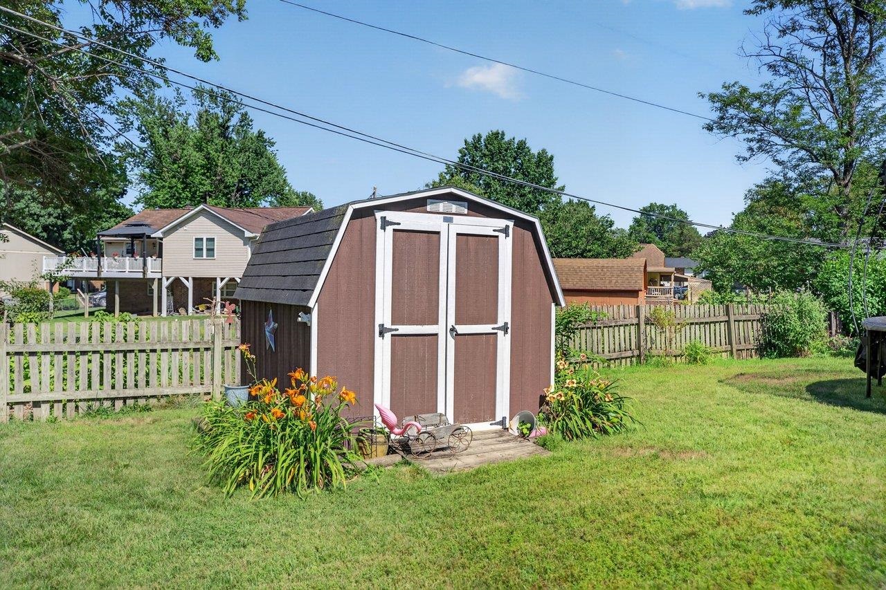 1126 WOODLEIGH CT, HARRISONBURG, Virginia 22802, 3 Bedrooms Bedrooms, ,3 BathroomsBathrooms,Residential,1126 WOODLEIGH CT,679197 MLS # 679197 1126 WOODLEIGH CT, HARRISONBURG, Virginia 22802, 3 Bedrooms Bedrooms, ,3 BathroomsBathrooms,Residential,1126 WOODLEIGH CT,679197 MLS # 679197