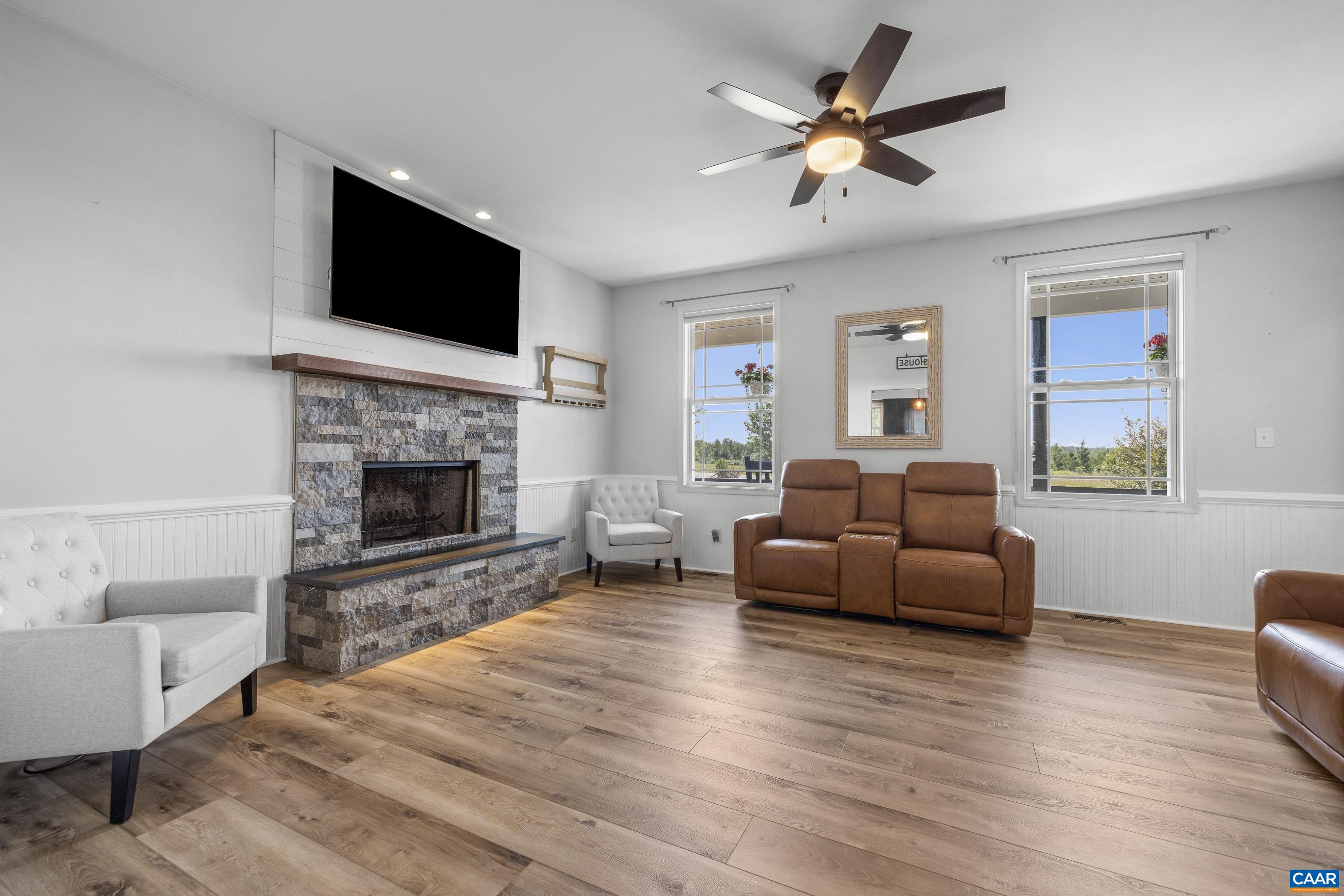 306 ROSEWOOD DR, SCOTTSVILLE, Virginia 24590, 3 Bedrooms Bedrooms, ,2 BathroomsBathrooms,Residential,306 ROSEWOOD DR,679210 MLS # 679210 306 ROSEWOOD DR, SCOTTSVILLE, Virginia 24590, 3 Bedrooms Bedrooms, ,2 BathroomsBathrooms,Residential,306 ROSEWOOD DR,679210 MLS # 679210