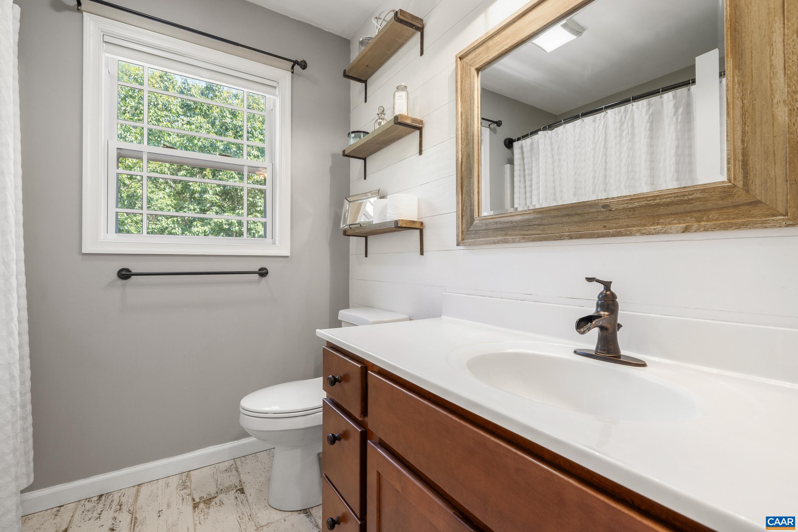 306 ROSEWOOD DR, SCOTTSVILLE, Virginia 24590, 3 Bedrooms Bedrooms, ,2 BathroomsBathrooms,Residential,306 ROSEWOOD DR,679210 MLS # 679210 306 ROSEWOOD DR, SCOTTSVILLE, Virginia 24590, 3 Bedrooms Bedrooms, ,2 BathroomsBathrooms,Residential,306 ROSEWOOD DR,679210 MLS # 679210