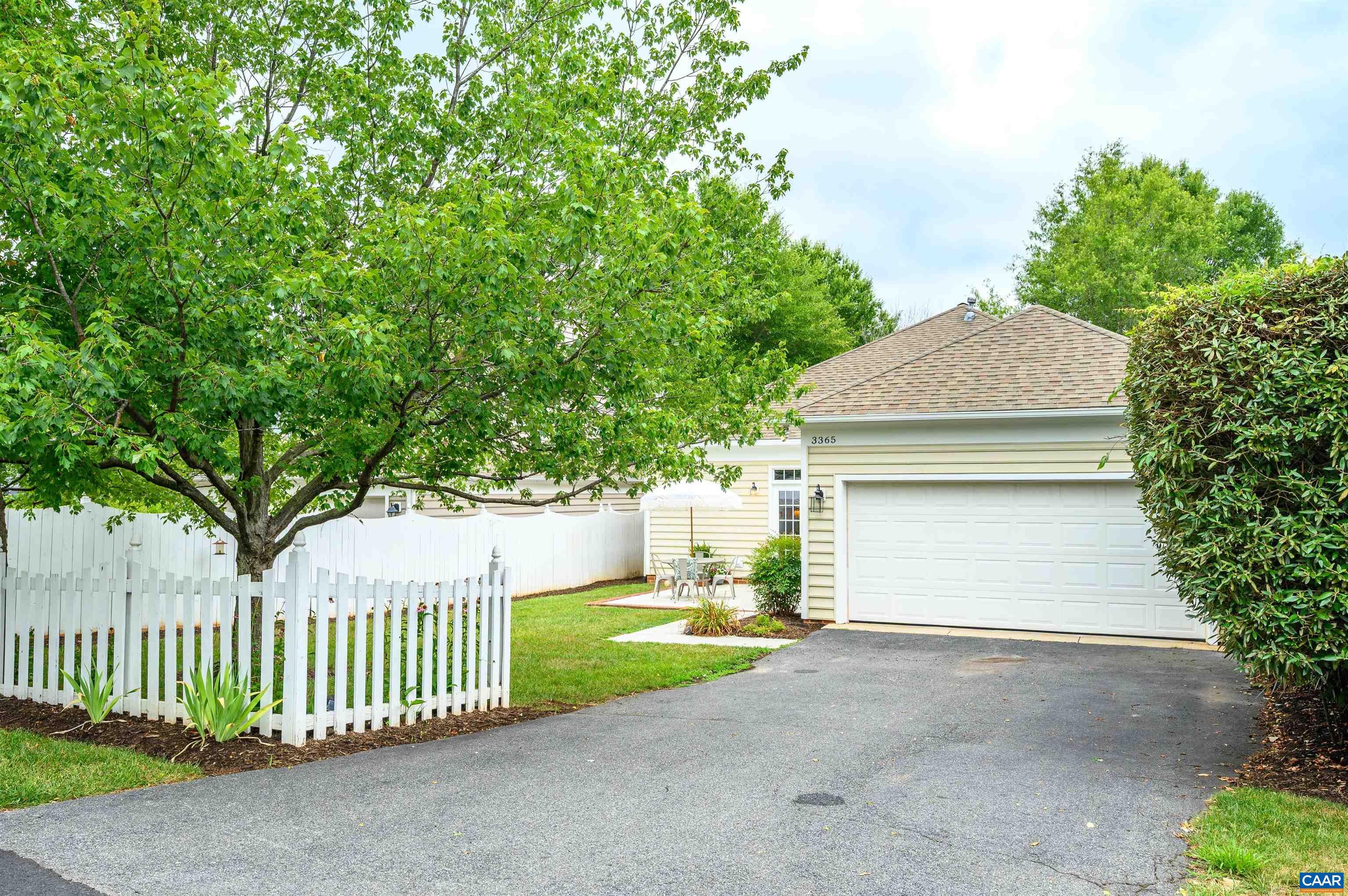 3365 TURNBERRY CIR, CHARLOTTESVILLE, Virginia 22911, 3 Bedrooms Bedrooms, ,2 BathroomsBathrooms,Residential,3365 TURNBERRY CIR,679270 MLS # 679270 3365 TURNBERRY CIR, CHARLOTTESVILLE, Virginia 22911, 3 Bedrooms Bedrooms, ,2 BathroomsBathrooms,Residential,3365 TURNBERRY CIR,679270 MLS # 679270
