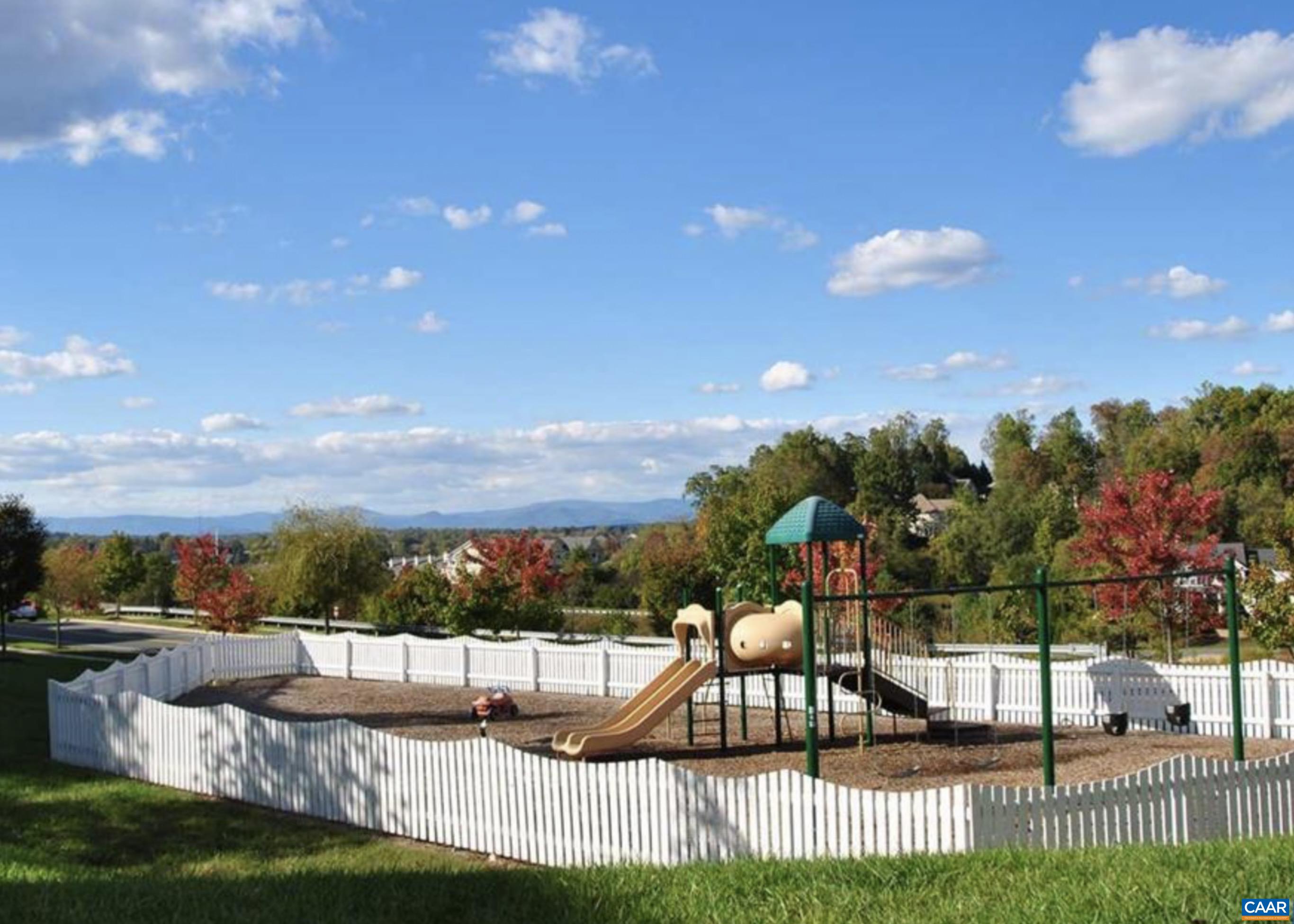 1991 ASHEVILLE DR, CHARLOTTESVILLE, Virginia 22911, 3 Bedrooms Bedrooms, ,2 BathroomsBathrooms,Residential,1991 ASHEVILLE DR,679296 MLS # 679296 1991 ASHEVILLE DR, CHARLOTTESVILLE, Virginia 22911, 3 Bedrooms Bedrooms, ,2 BathroomsBathrooms,Residential,1991 ASHEVILLE DR,679296 MLS # 679296