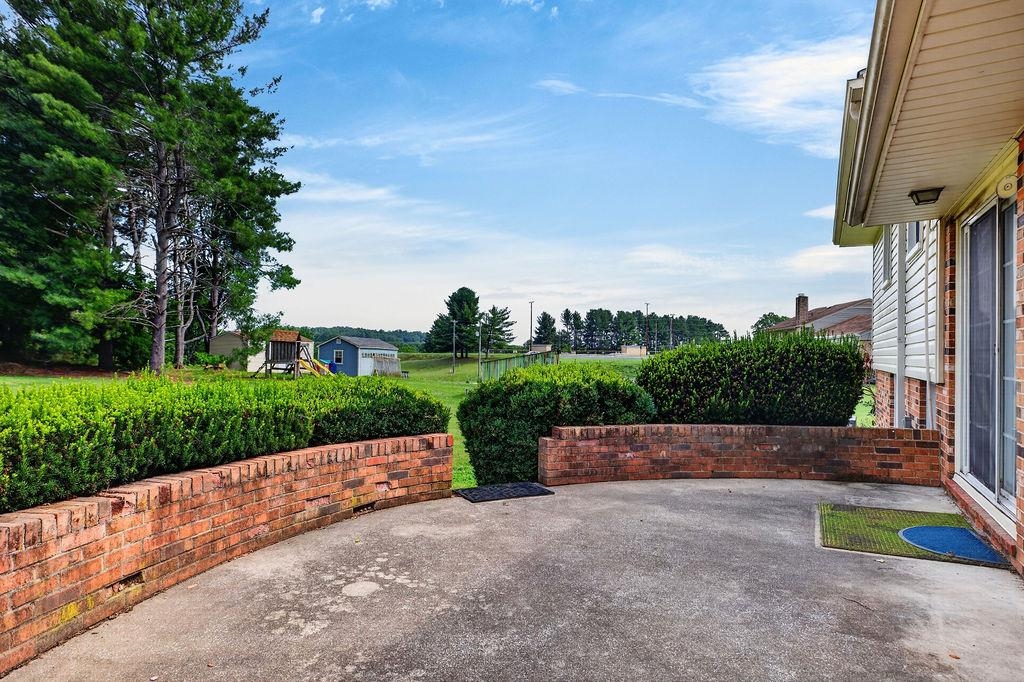 960 CATTLE SCALES RD, WAYNESBORO, Virginia 22980, 3 Bedrooms Bedrooms, ,1 BathroomBathrooms,Residential,960 CATTLE SCALES RD,679317 MLS # 679317 960 CATTLE SCALES RD, WAYNESBORO, Virginia 22980, 3 Bedrooms Bedrooms, ,1 BathroomBathrooms,Residential,960 CATTLE SCALES RD,679317 MLS # 679317