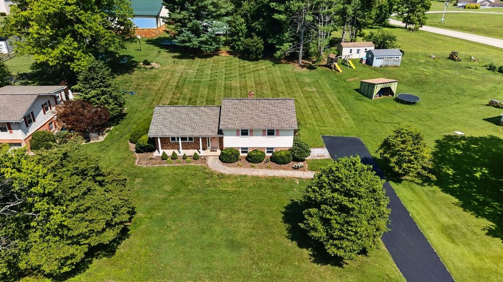 960 CATTLE SCALES RD, WAYNESBORO, Virginia 22980, 3 Bedrooms Bedrooms, ,1 BathroomBathrooms,Residential,960 CATTLE SCALES RD,679317 MLS # 679317 960 CATTLE SCALES RD, WAYNESBORO, Virginia 22980, 3 Bedrooms Bedrooms, ,1 BathroomBathrooms,Residential,960 CATTLE SCALES RD,679317 MLS # 679317