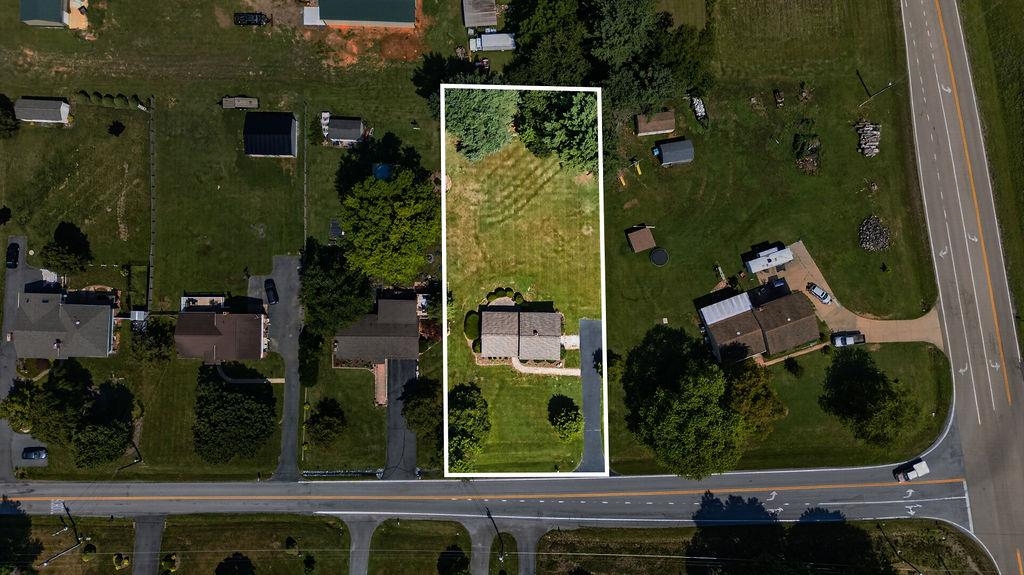 960 CATTLE SCALES RD, WAYNESBORO, Virginia 22980, 3 Bedrooms Bedrooms, ,1 BathroomBathrooms,Residential,960 CATTLE SCALES RD,679317 MLS # 679317 960 CATTLE SCALES RD, WAYNESBORO, Virginia 22980, 3 Bedrooms Bedrooms, ,1 BathroomBathrooms,Residential,960 CATTLE SCALES RD,679317 MLS # 679317