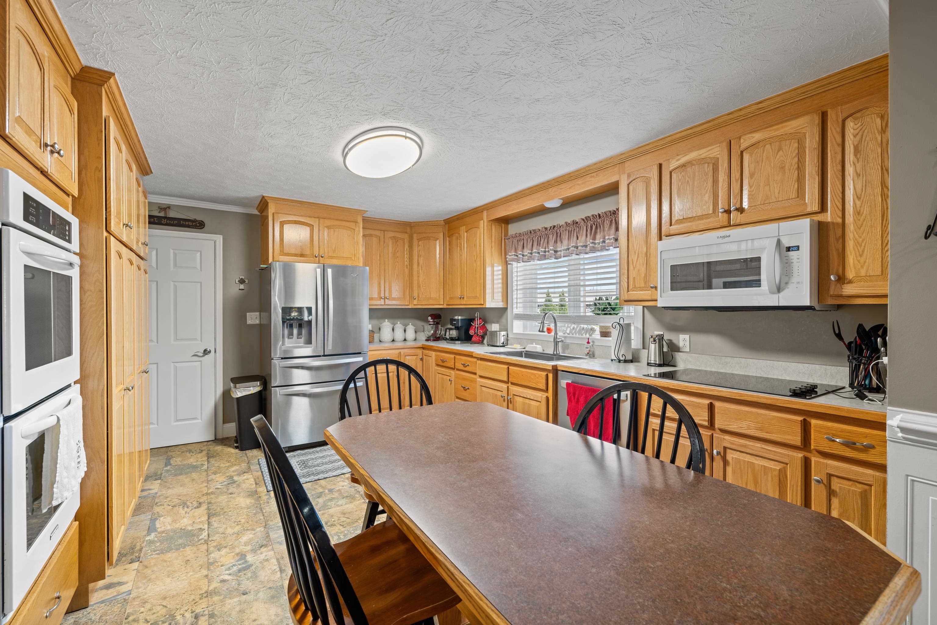 14 FEATHERSTONE DR, LYNDHURST, Virginia 22952, 3 Bedrooms Bedrooms, ,2 BathroomsBathrooms,Residential,14 FEATHERSTONE DR,679319 MLS # 679319