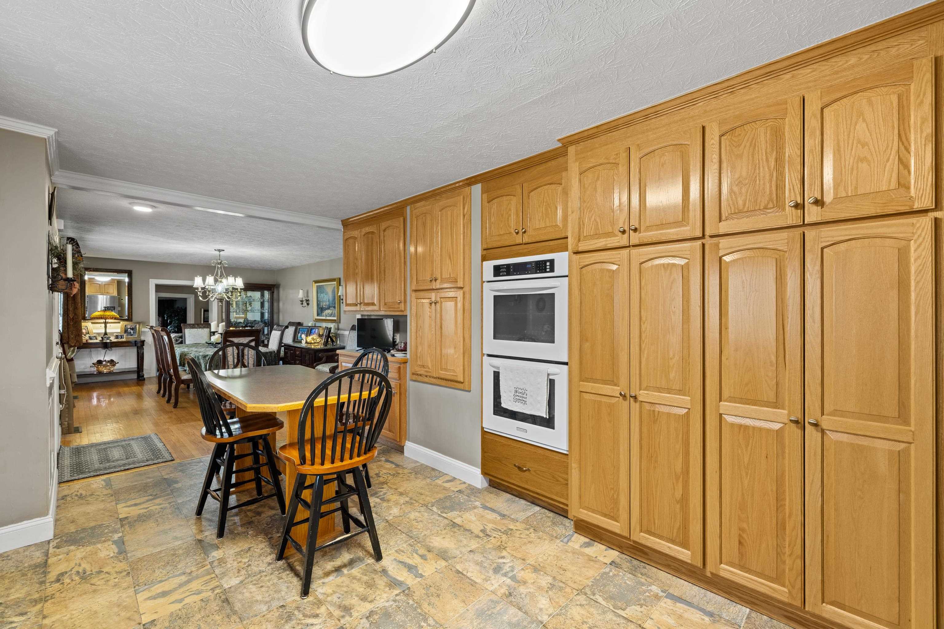 14 FEATHERSTONE DR, LYNDHURST, Virginia 22952, 3 Bedrooms Bedrooms, ,2 BathroomsBathrooms,Residential,14 FEATHERSTONE DR,679319 MLS # 679319