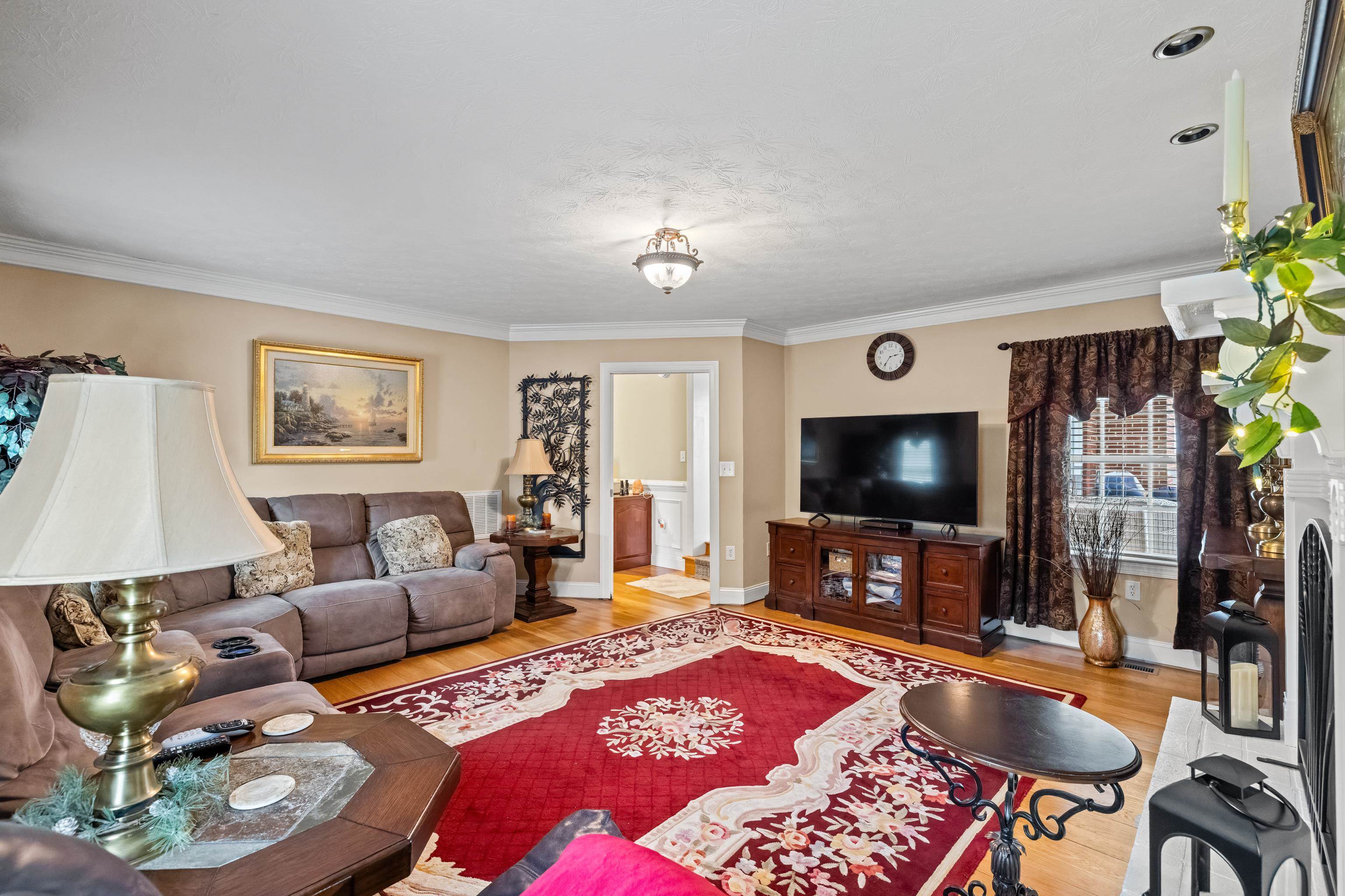 14 FEATHERSTONE DR, LYNDHURST, Virginia 22952, 3 Bedrooms Bedrooms, ,2 BathroomsBathrooms,Residential,14 FEATHERSTONE DR,679319 MLS # 679319