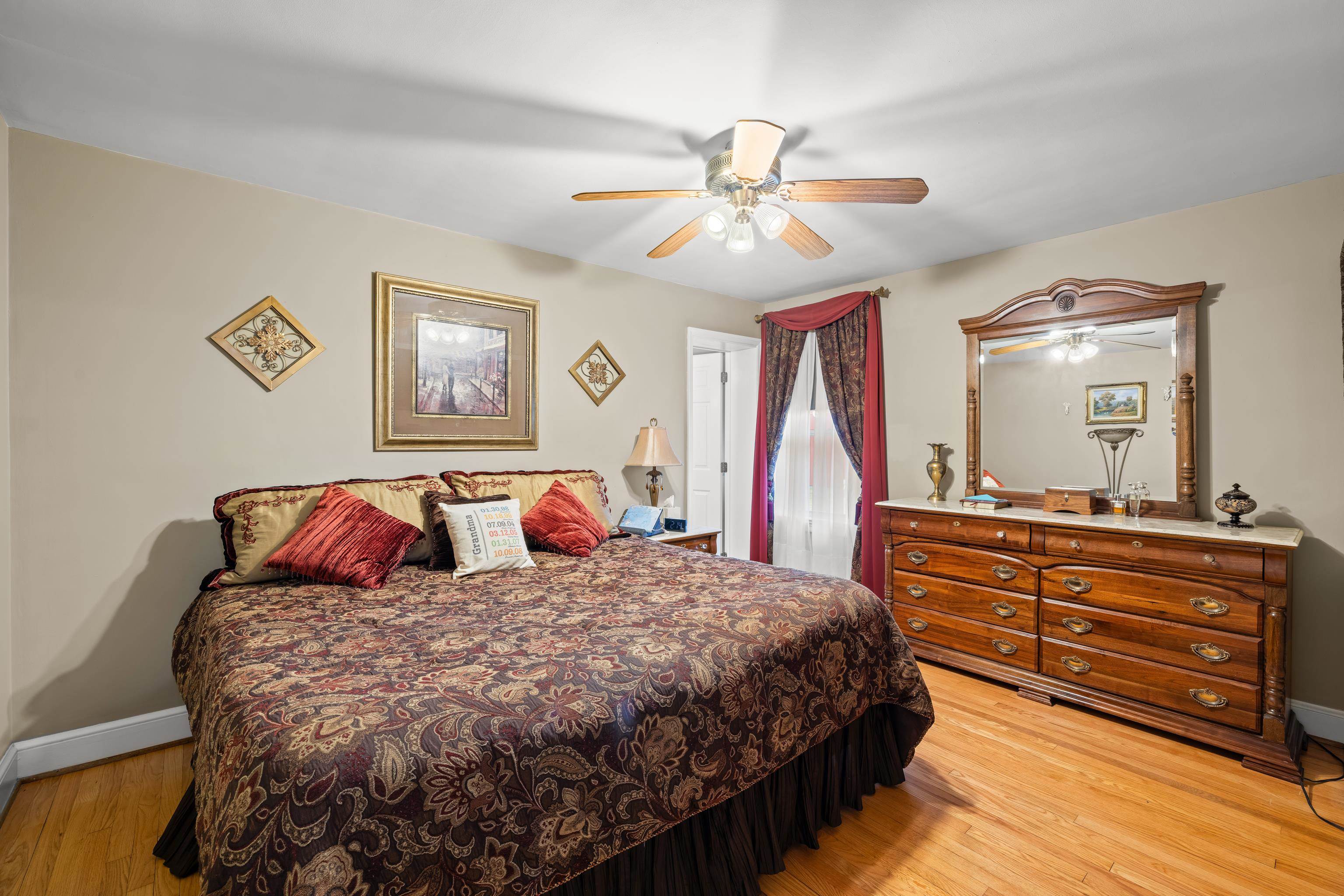 14 FEATHERSTONE DR, LYNDHURST, Virginia 22952, 3 Bedrooms Bedrooms, ,2 BathroomsBathrooms,Residential,14 FEATHERSTONE DR,679319 MLS # 679319