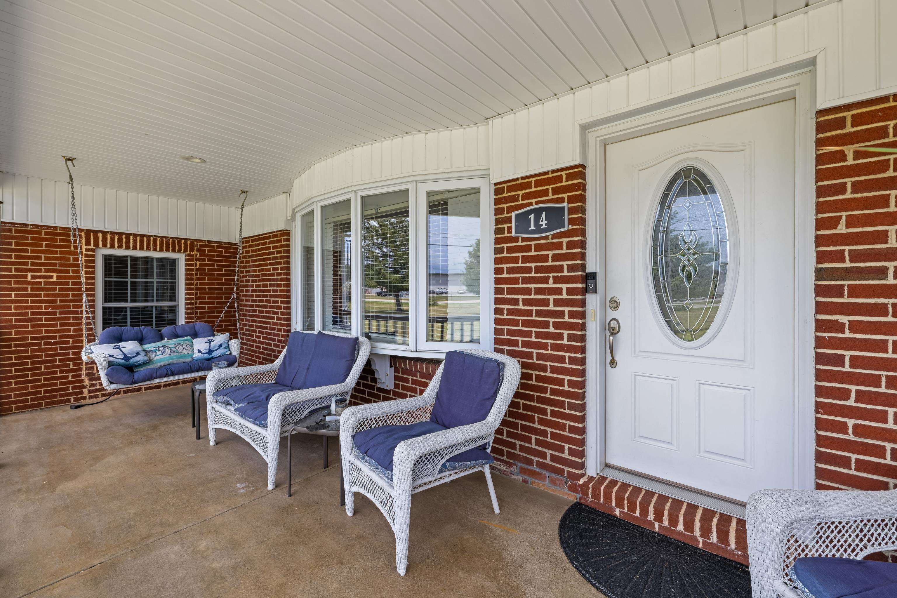 14 FEATHERSTONE DR, LYNDHURST, Virginia 22952, 3 Bedrooms Bedrooms, ,2 BathroomsBathrooms,Residential,14 FEATHERSTONE DR,679319 MLS # 679319