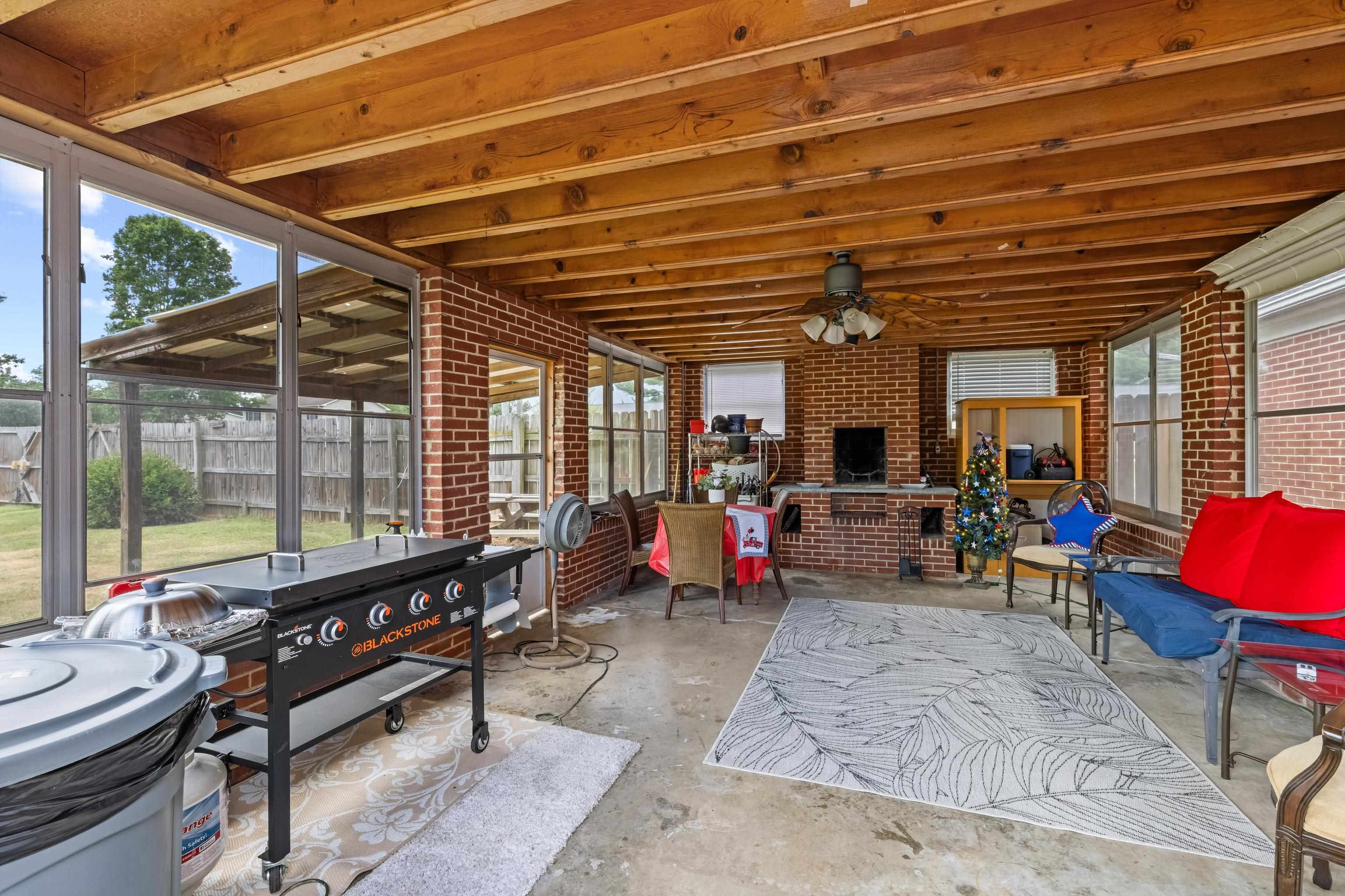14 FEATHERSTONE DR, LYNDHURST, Virginia 22952, 3 Bedrooms Bedrooms, ,2 BathroomsBathrooms,Residential,14 FEATHERSTONE DR,679319 MLS # 679319
