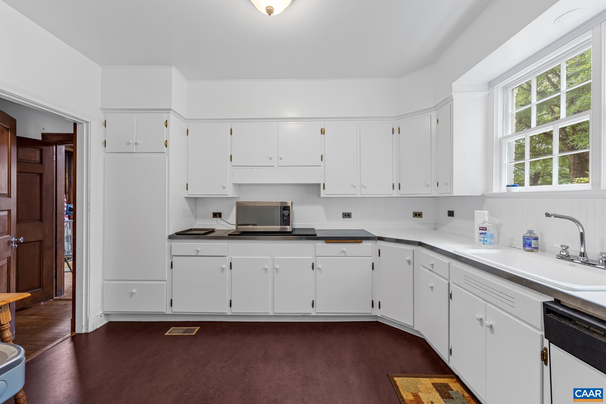1690 WICKHAM WAY, CHARLOTTESVILLE, Virginia 22901, 3 Bedrooms Bedrooms, ,2 BathroomsBathrooms,Residential,1690 WICKHAM WAY,679321 MLS # 679321 1690 WICKHAM WAY, CHARLOTTESVILLE, Virginia 22901, 3 Bedrooms Bedrooms, ,2 BathroomsBathrooms,Residential,1690 WICKHAM WAY,679321 MLS # 679321