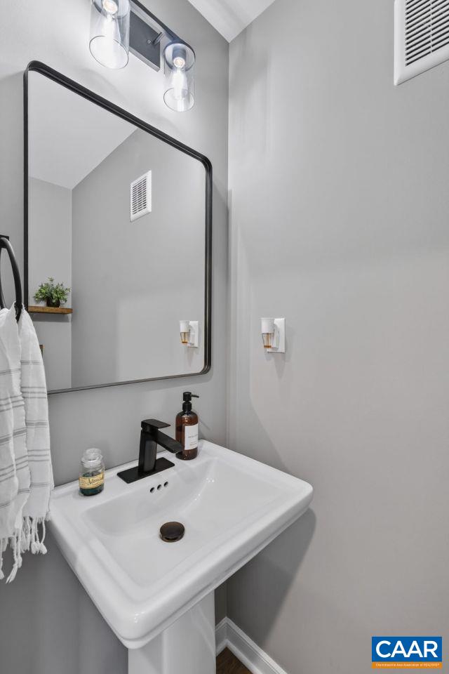 46 RIVA WAY, PALMYRA, Virginia 22963, 4 Bedrooms Bedrooms, ,2 BathroomsBathrooms,Residential,46 RIVA WAY,679327 MLS # 679327 46 RIVA WAY, PALMYRA, Virginia 22963, 4 Bedrooms Bedrooms, ,2 BathroomsBathrooms,Residential,46 RIVA WAY,679327 MLS # 679327
