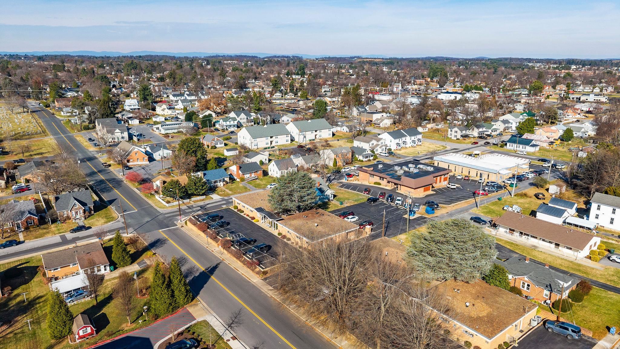 1305 13TH ST, WAYNESBORO, Virginia 22980, ,Commercial,1305 13TH ST,679354 MLS # 679354