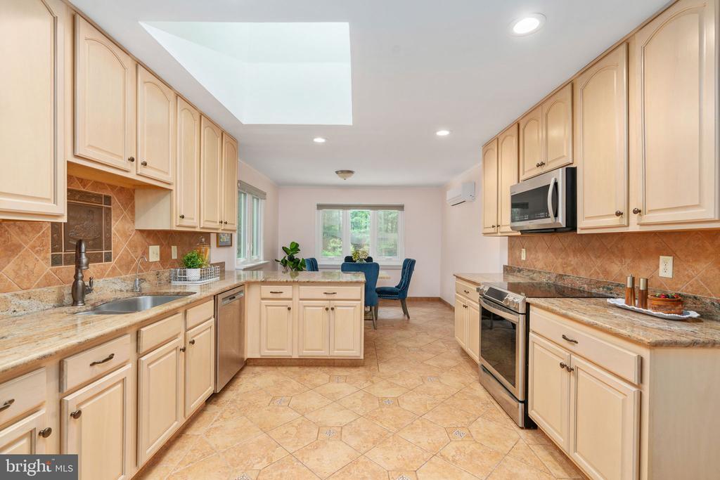 107 NUGGET DR, LOCUST GROVE, Virginia 22508, 5 Bedrooms Bedrooms, ,3 BathroomsBathrooms,Residential,107 NUGGET DR,VAOR2014620 MLS # VAOR2014620 107 NUGGET DR, LOCUST GROVE, Virginia 22508, 5 Bedrooms Bedrooms, ,3 BathroomsBathrooms,Residential,107 NUGGET DR,VAOR2014620 MLS # VAOR2014620