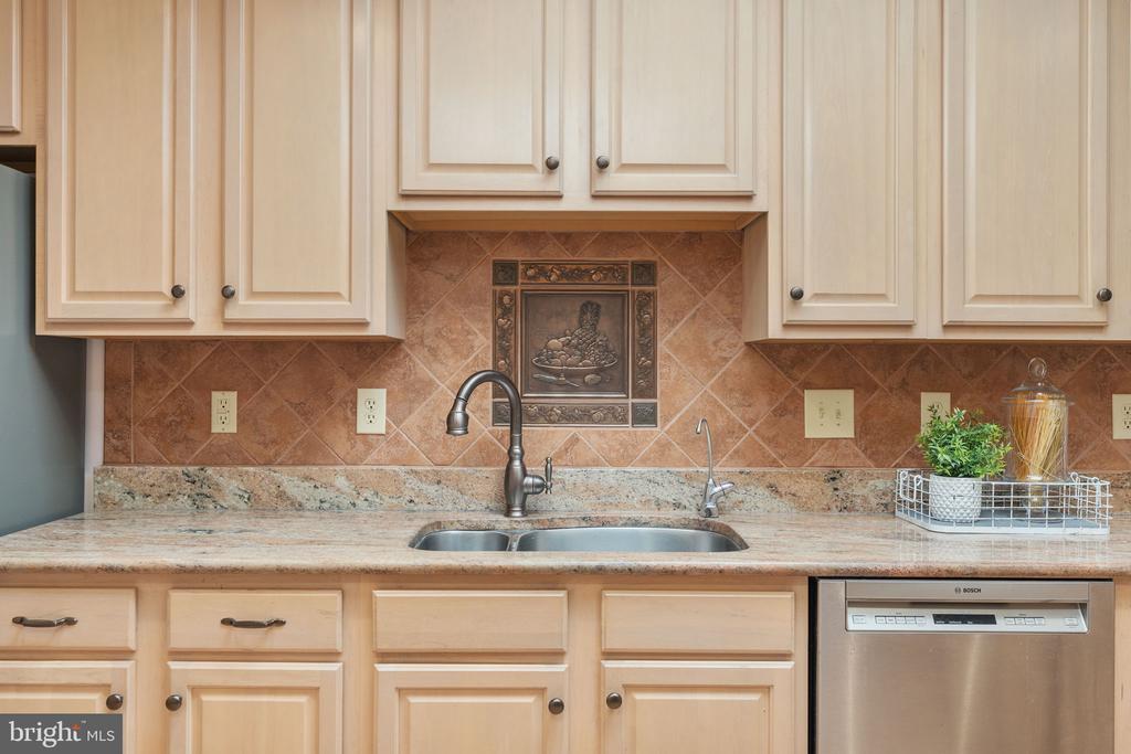 107 NUGGET DR, LOCUST GROVE, Virginia 22508, 5 Bedrooms Bedrooms, ,3 BathroomsBathrooms,Residential,107 NUGGET DR,VAOR2014620 MLS # VAOR2014620 107 NUGGET DR, LOCUST GROVE, Virginia 22508, 5 Bedrooms Bedrooms, ,3 BathroomsBathrooms,Residential,107 NUGGET DR,VAOR2014620 MLS # VAOR2014620