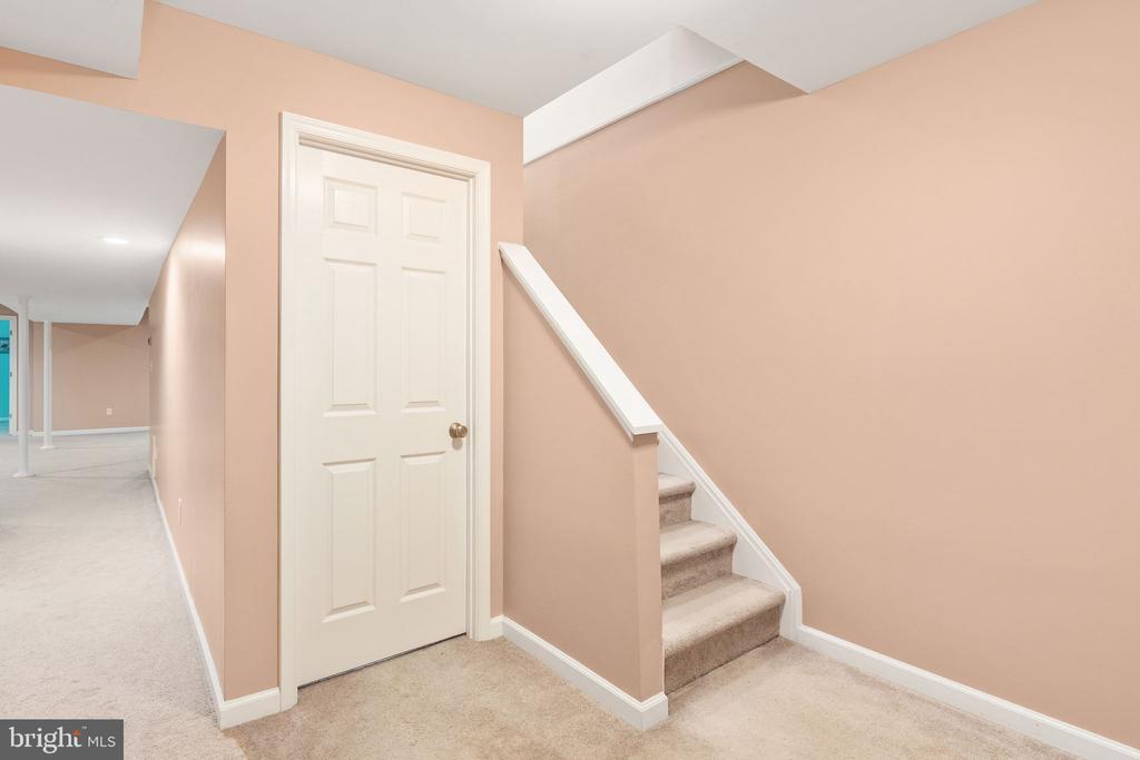 107 NUGGET DR, LOCUST GROVE, Virginia 22508, 5 Bedrooms Bedrooms, ,3 BathroomsBathrooms,Residential,107 NUGGET DR,VAOR2014620 MLS # VAOR2014620 107 NUGGET DR, LOCUST GROVE, Virginia 22508, 5 Bedrooms Bedrooms, ,3 BathroomsBathrooms,Residential,107 NUGGET DR,VAOR2014620 MLS # VAOR2014620