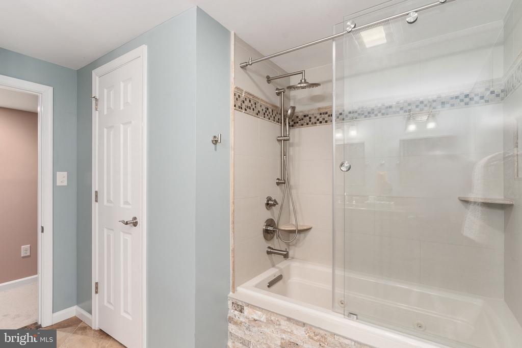 107 NUGGET DR, LOCUST GROVE, Virginia 22508, 5 Bedrooms Bedrooms, ,3 BathroomsBathrooms,Residential,107 NUGGET DR,VAOR2014620 MLS # VAOR2014620 107 NUGGET DR, LOCUST GROVE, Virginia 22508, 5 Bedrooms Bedrooms, ,3 BathroomsBathrooms,Residential,107 NUGGET DR,VAOR2014620 MLS # VAOR2014620